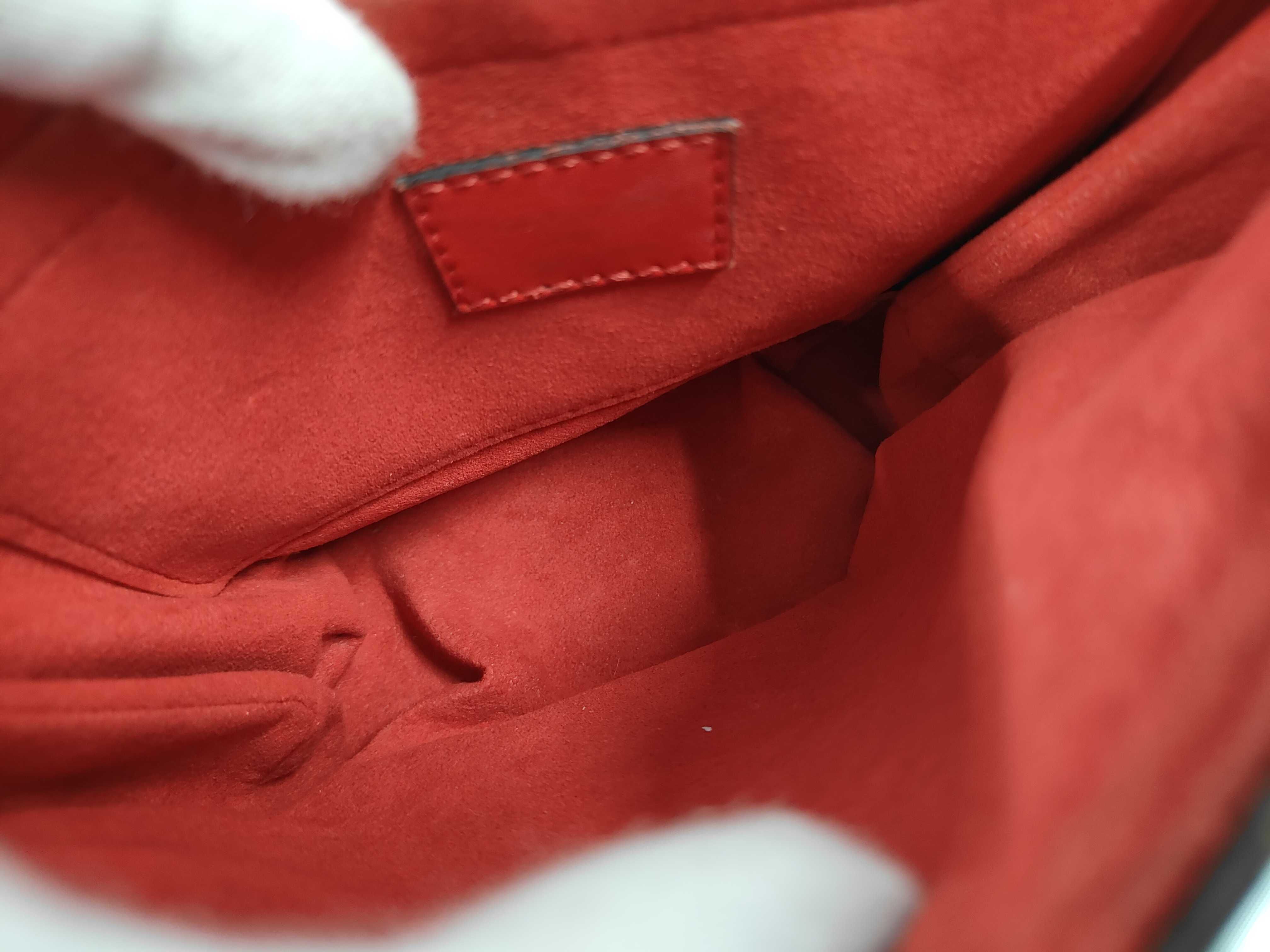Monogram Hand Shoulder Bag Handbag — view 9