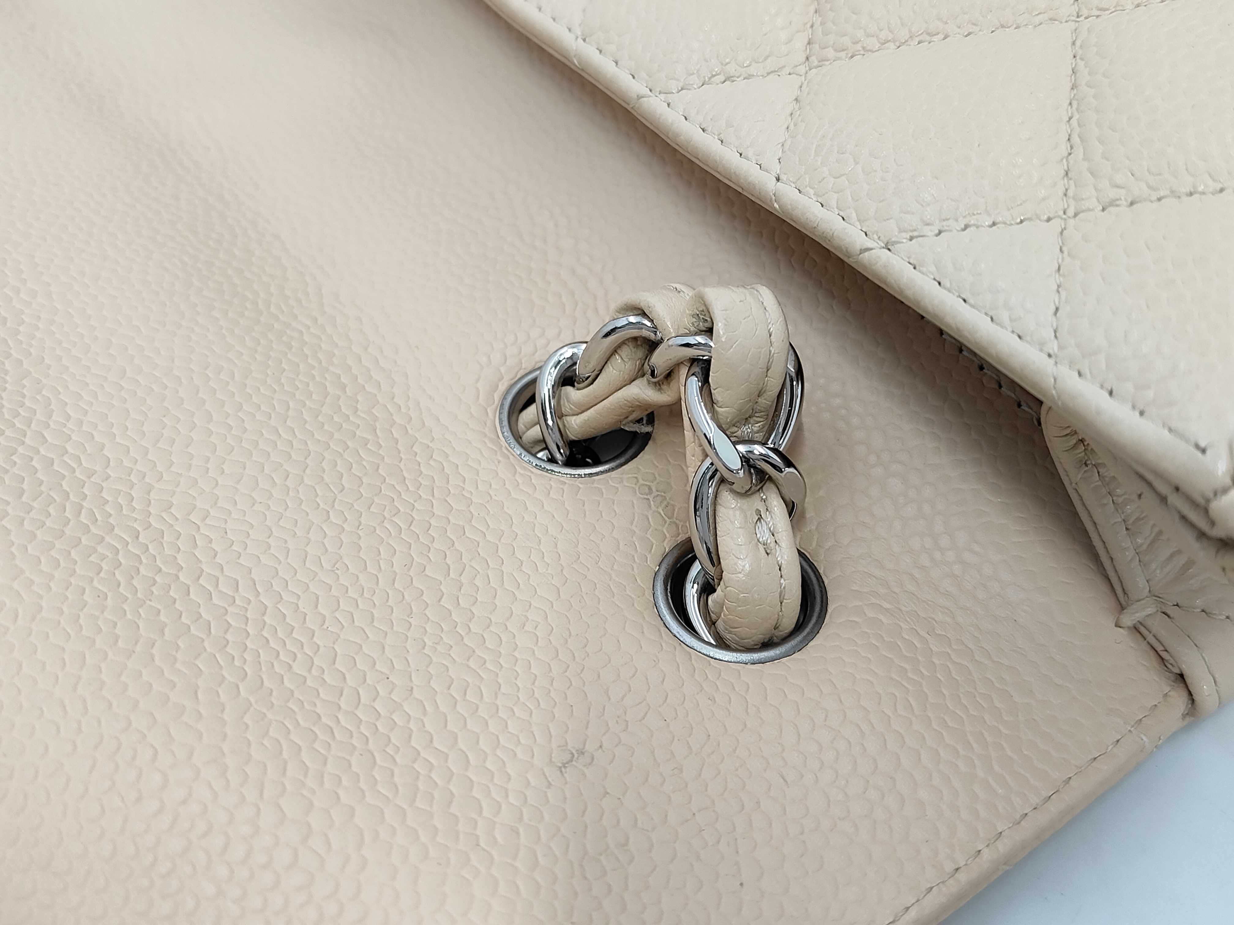Matelassé Caviar Skin Classic Flap Chain Shoulder Bag, with original seal, serial number 13-series, box, dust bag, shoulder bag. — view 5