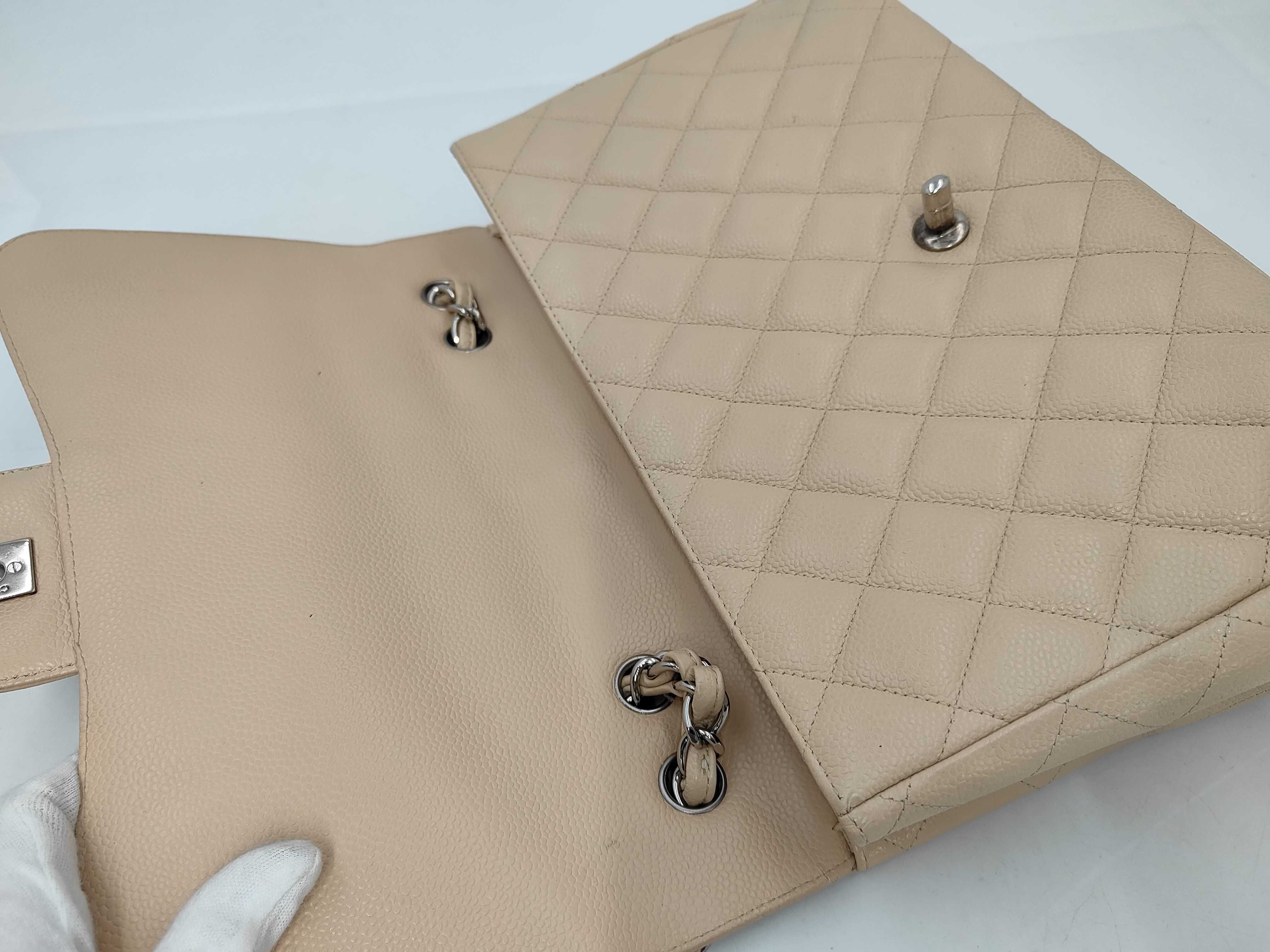 Matelassé Caviar Skin Classic Flap Chain Shoulder Bag, with original seal, serial number 13-series, box, dust bag, shoulder bag. — view 6