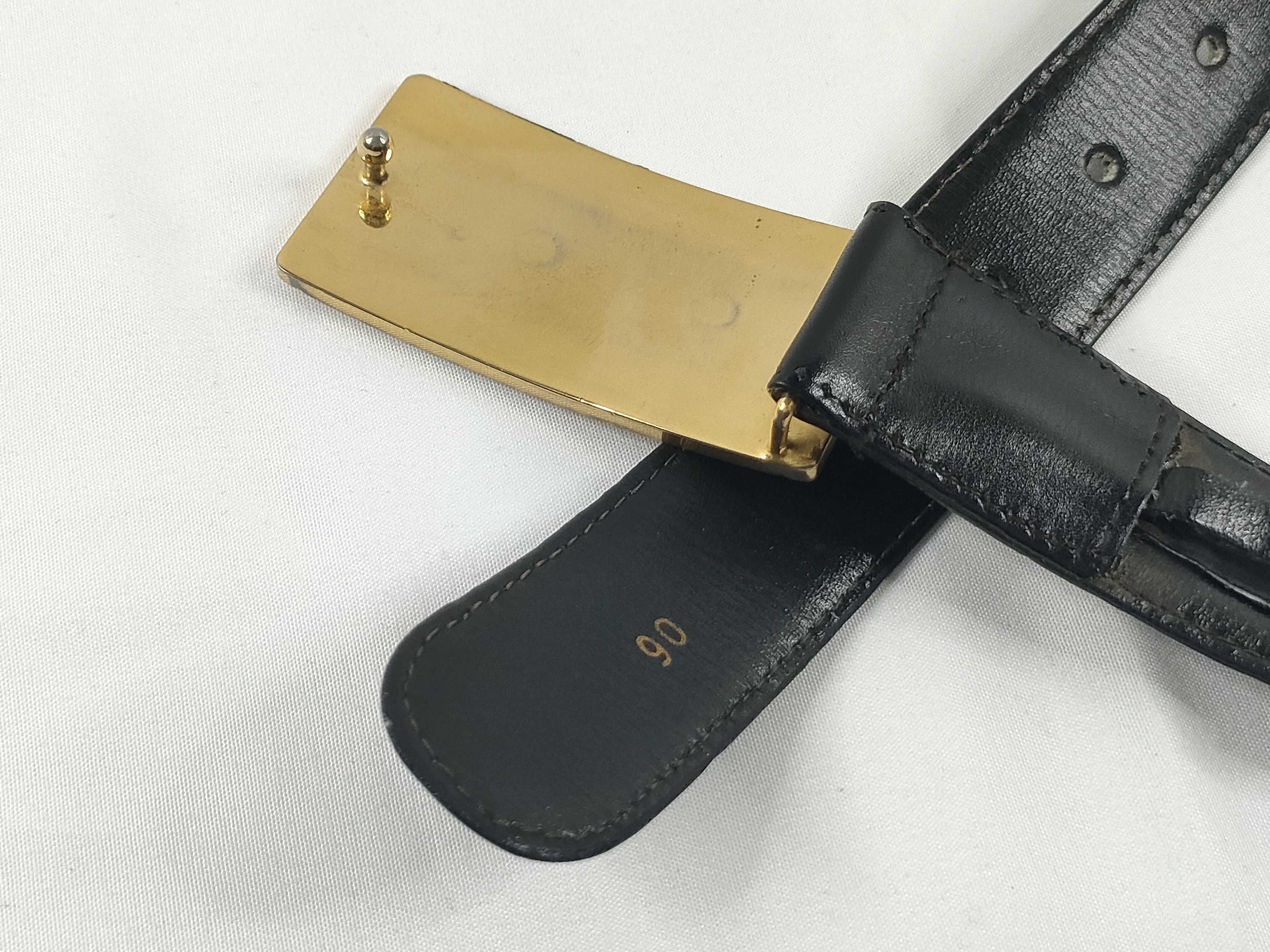 leather belt with carriage hardware, size 90. — view 4