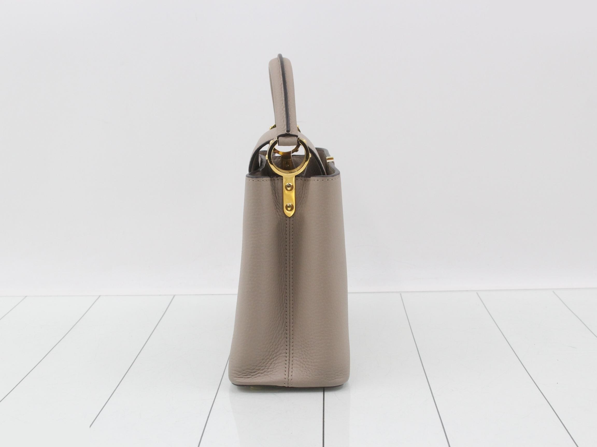 Capucines MM 2-Way Handbag — view 4