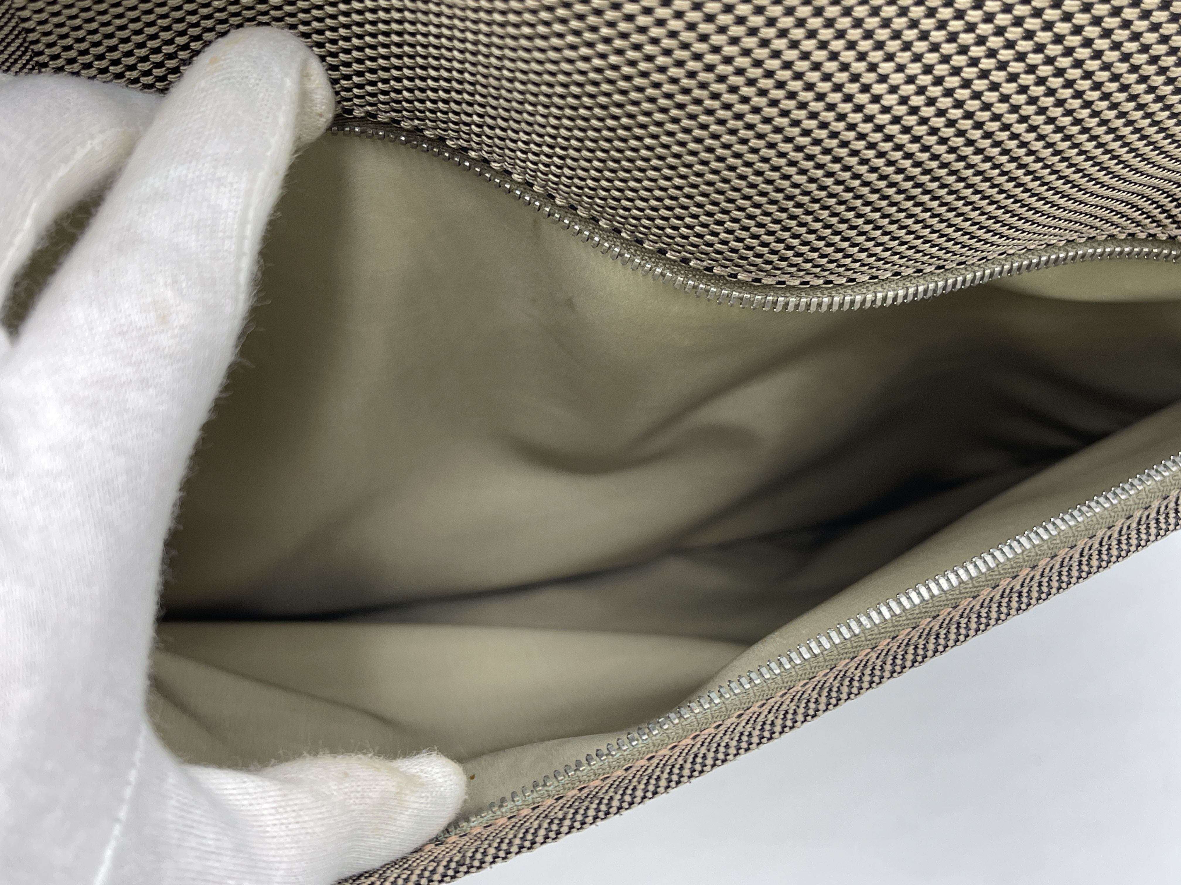 Damier Geant Messager M93030 VI1004 Terre Shoulder Bag — view 12