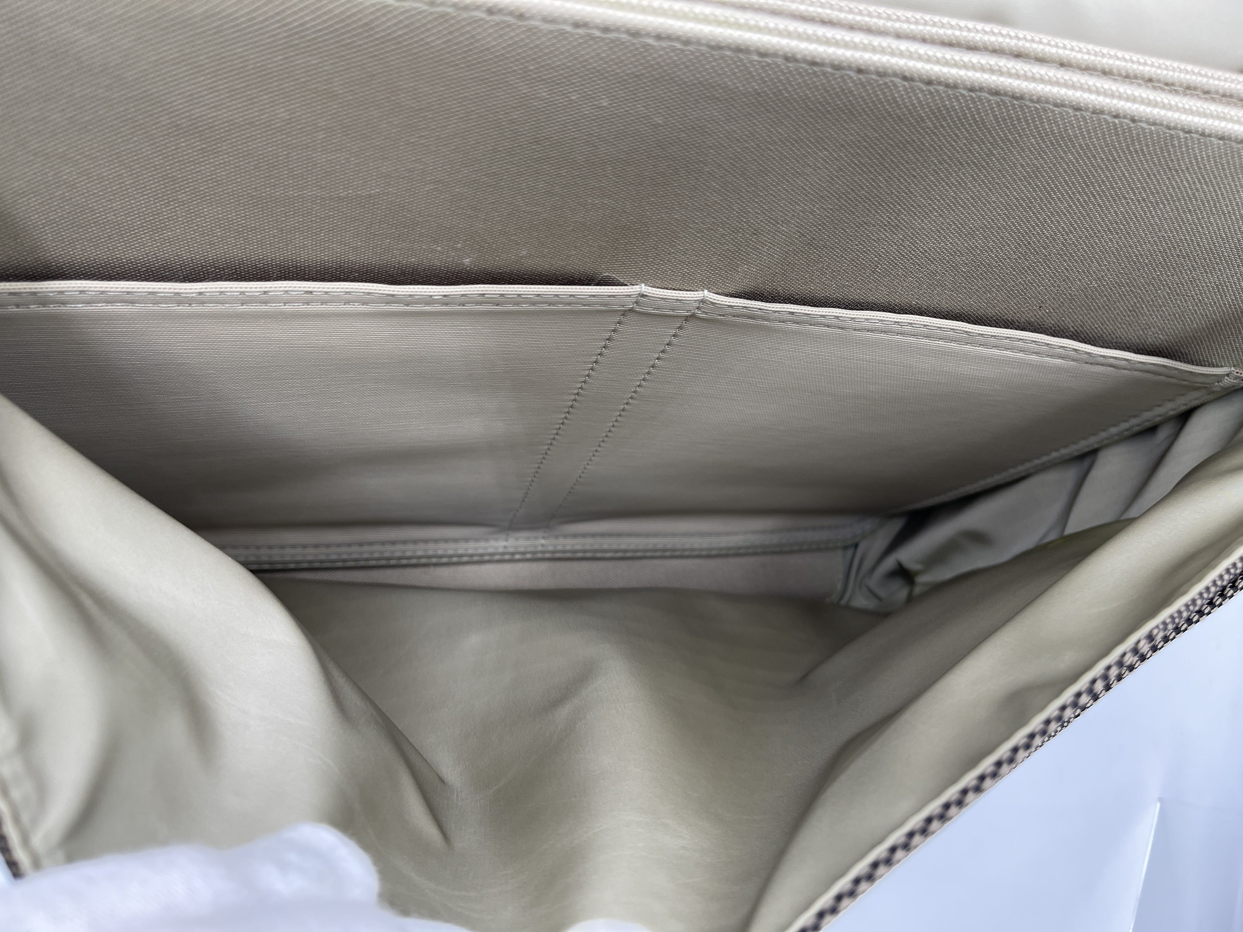 Damier Geant Messager M93030 VI1004 Terre Shoulder Bag — view 10
