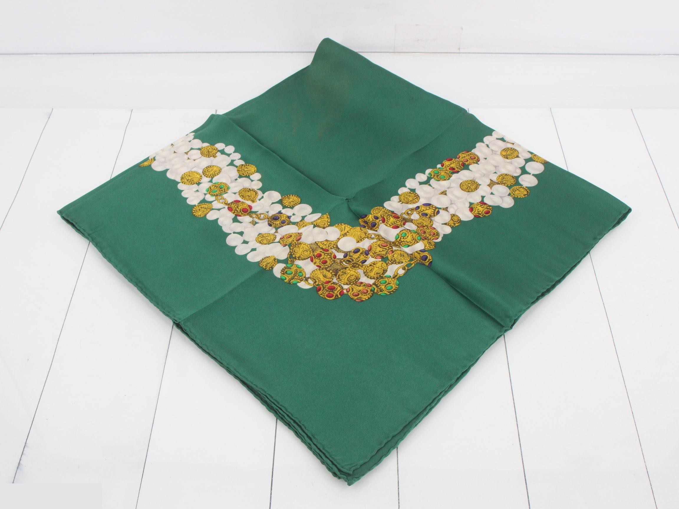 scarf — view 2