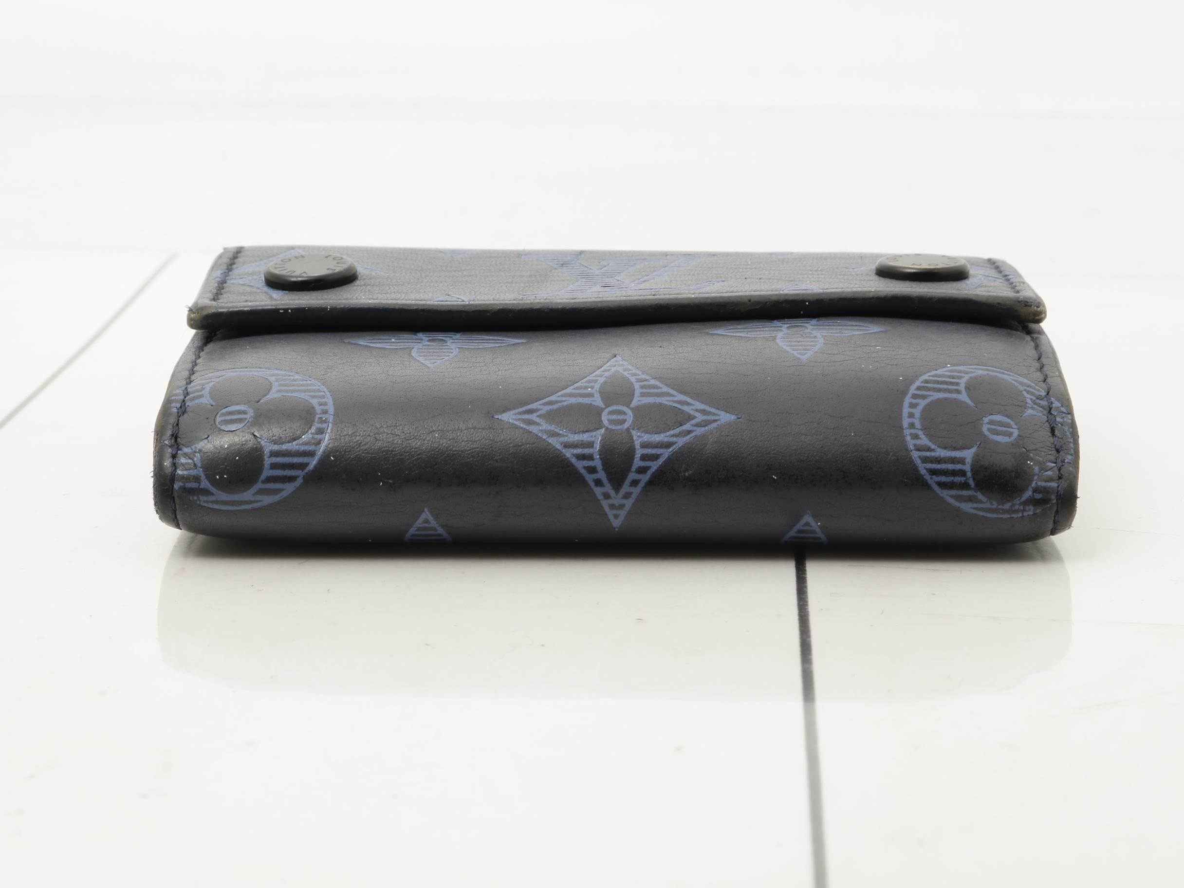 Discovery Compact Wallet Shadow Navy — view 3