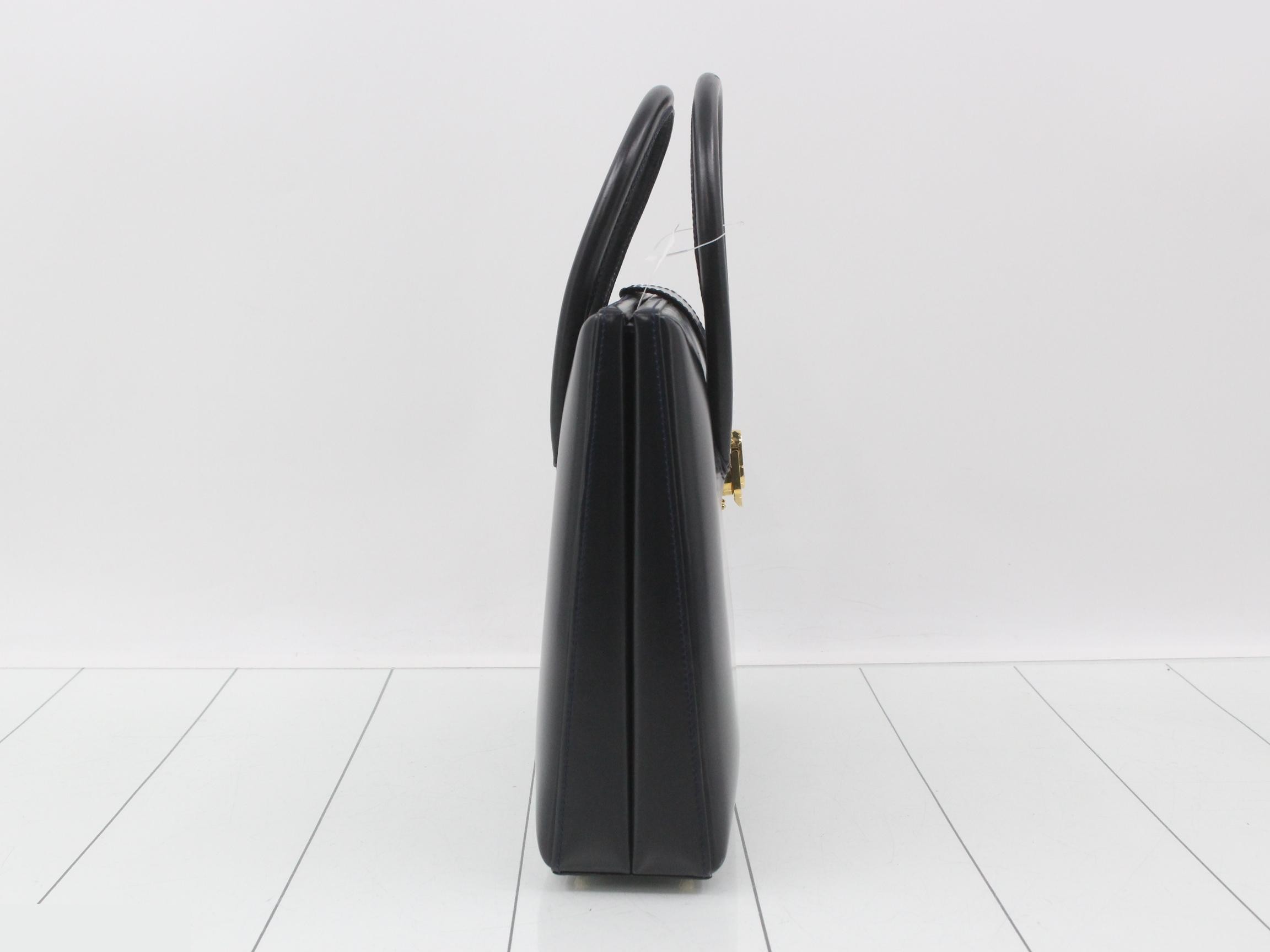 handbag — view 4