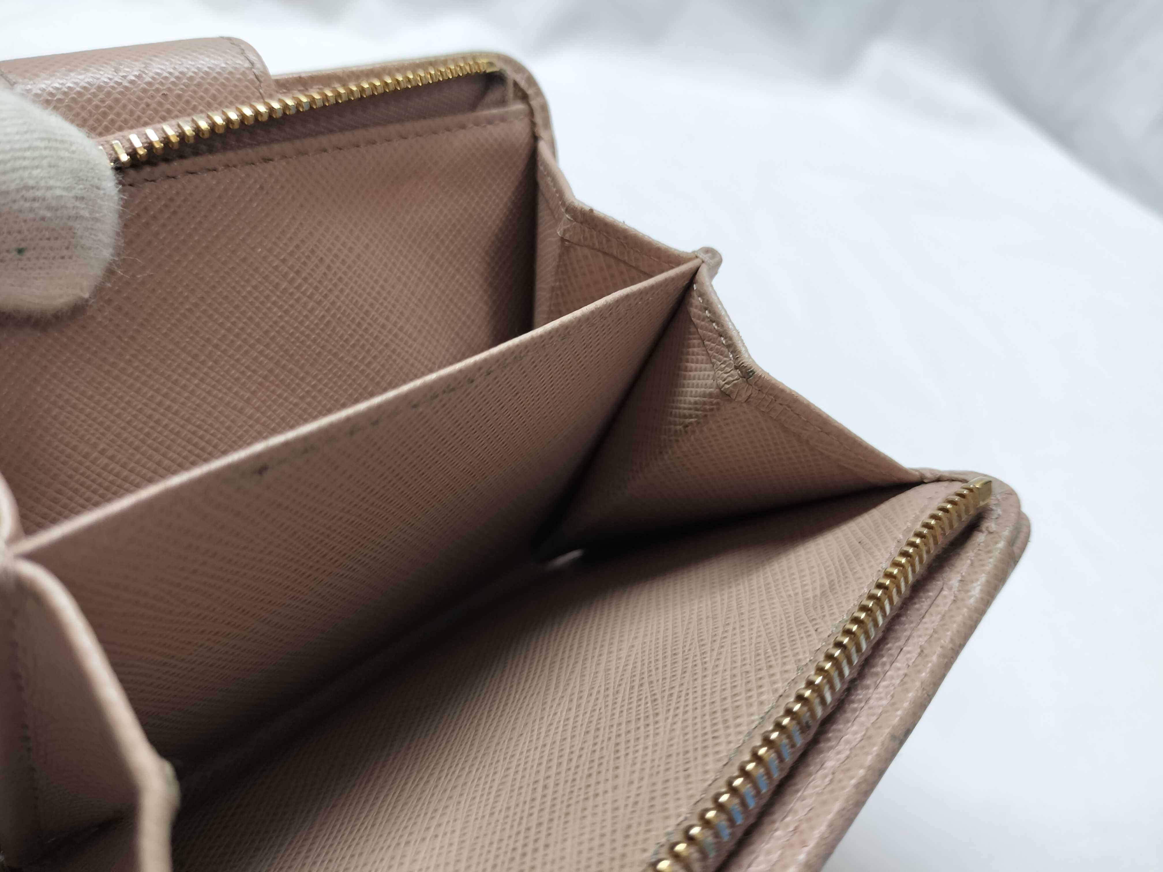wallet — view 13