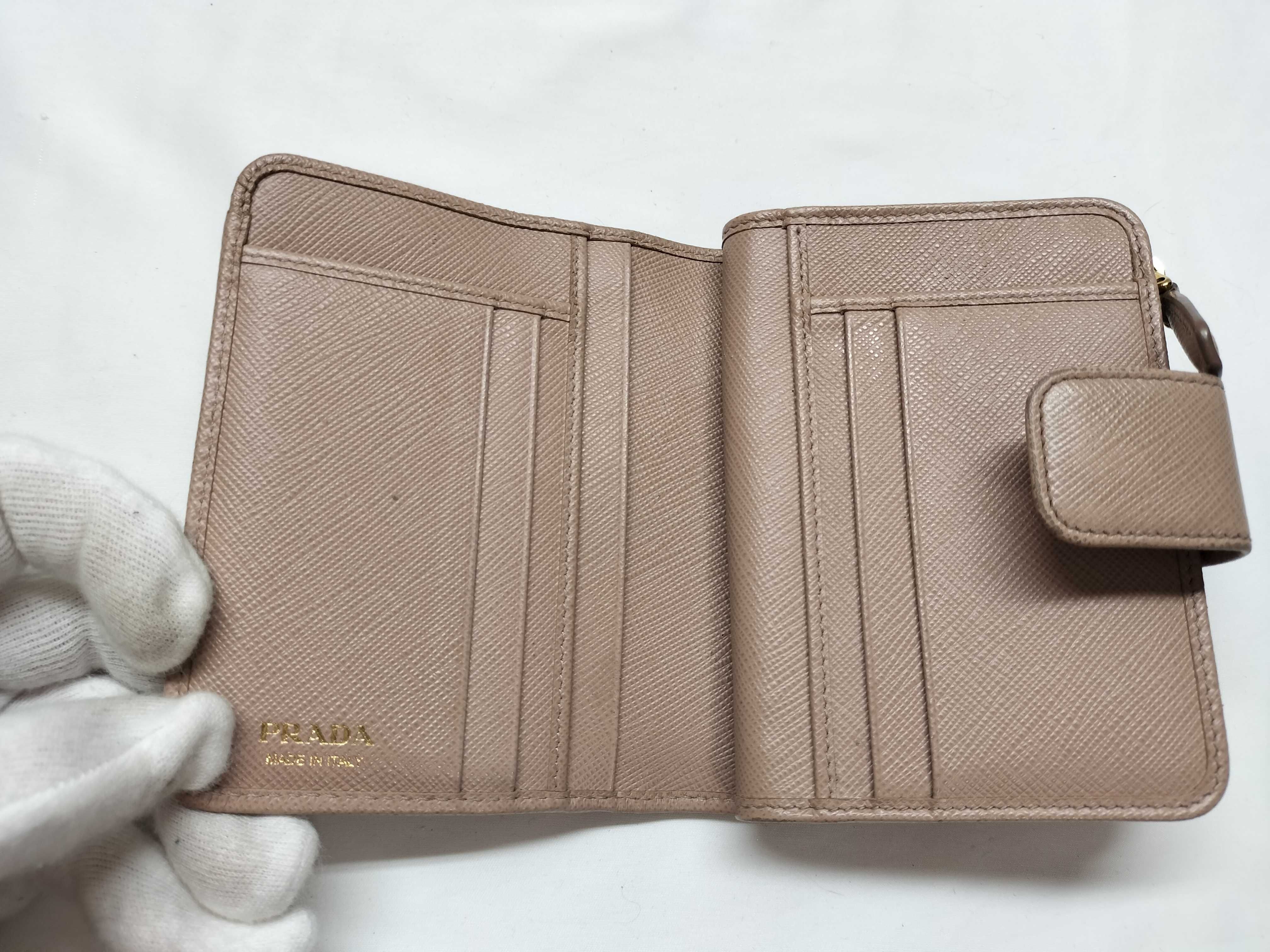 wallet — view 9