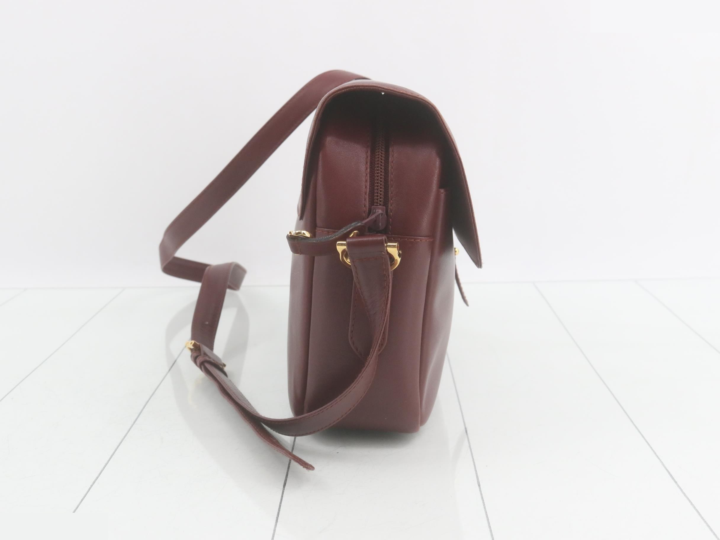 Mustline Zippered Flap Shoulder Bag — view 4