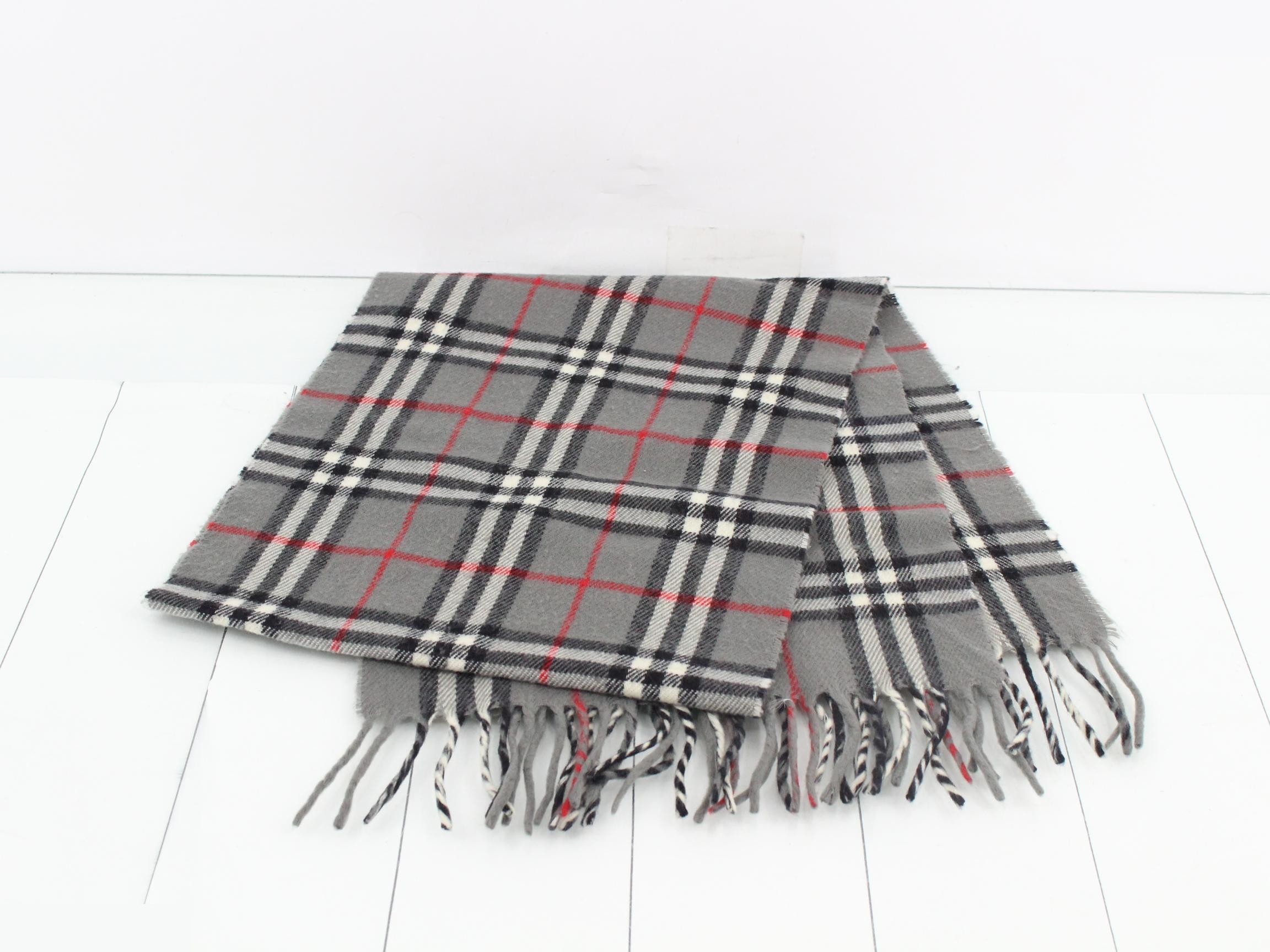 Other lines: Small items, accessories, and scarves — view 3