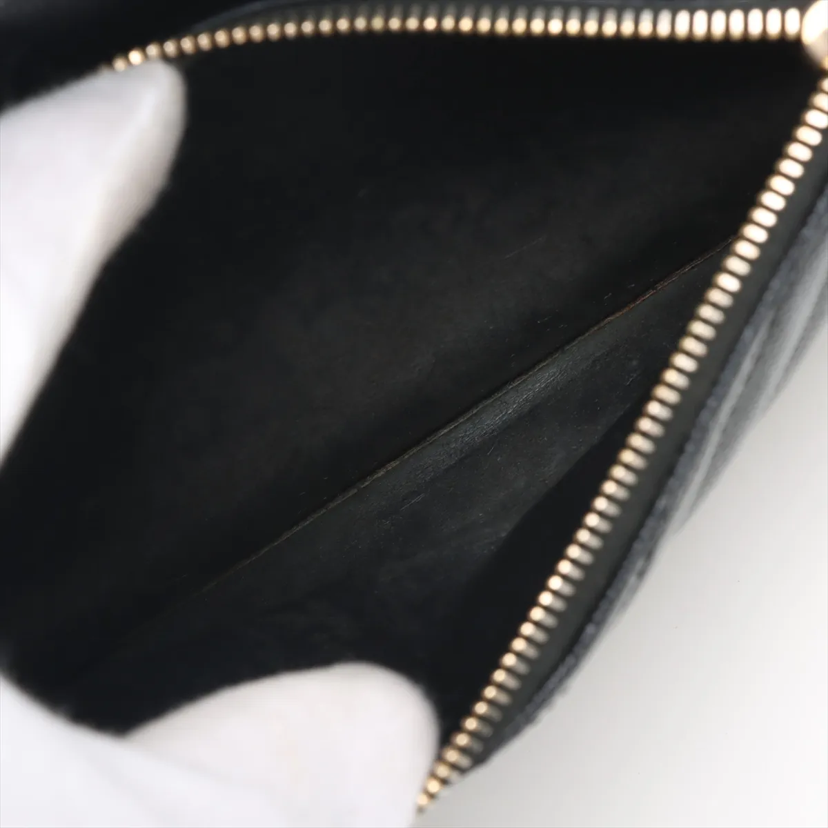 Cassandra Leather Chain Wallet Black 393953 — view 6