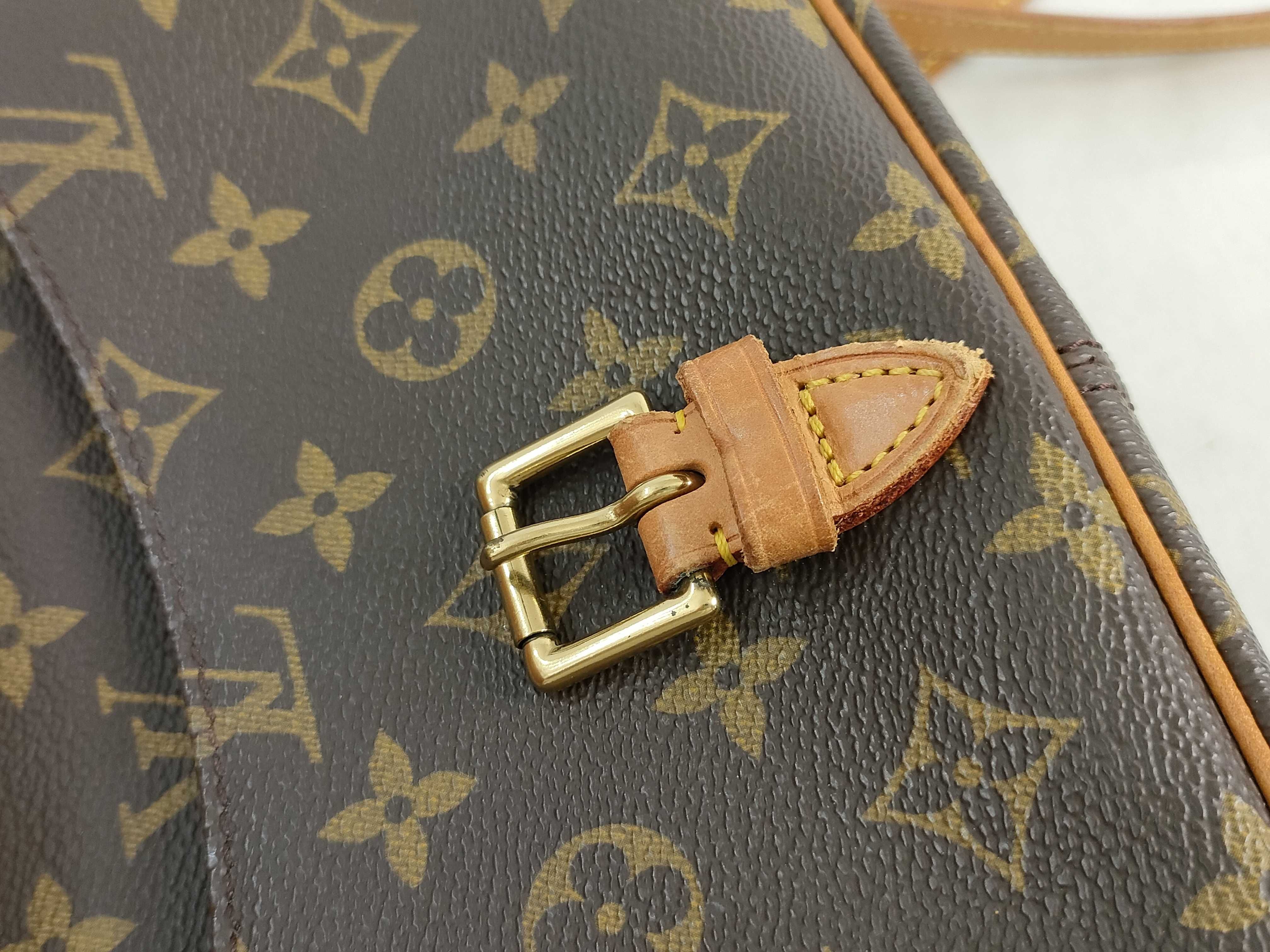 Monogram M42250 Sologne Shoulder Bag — view 14