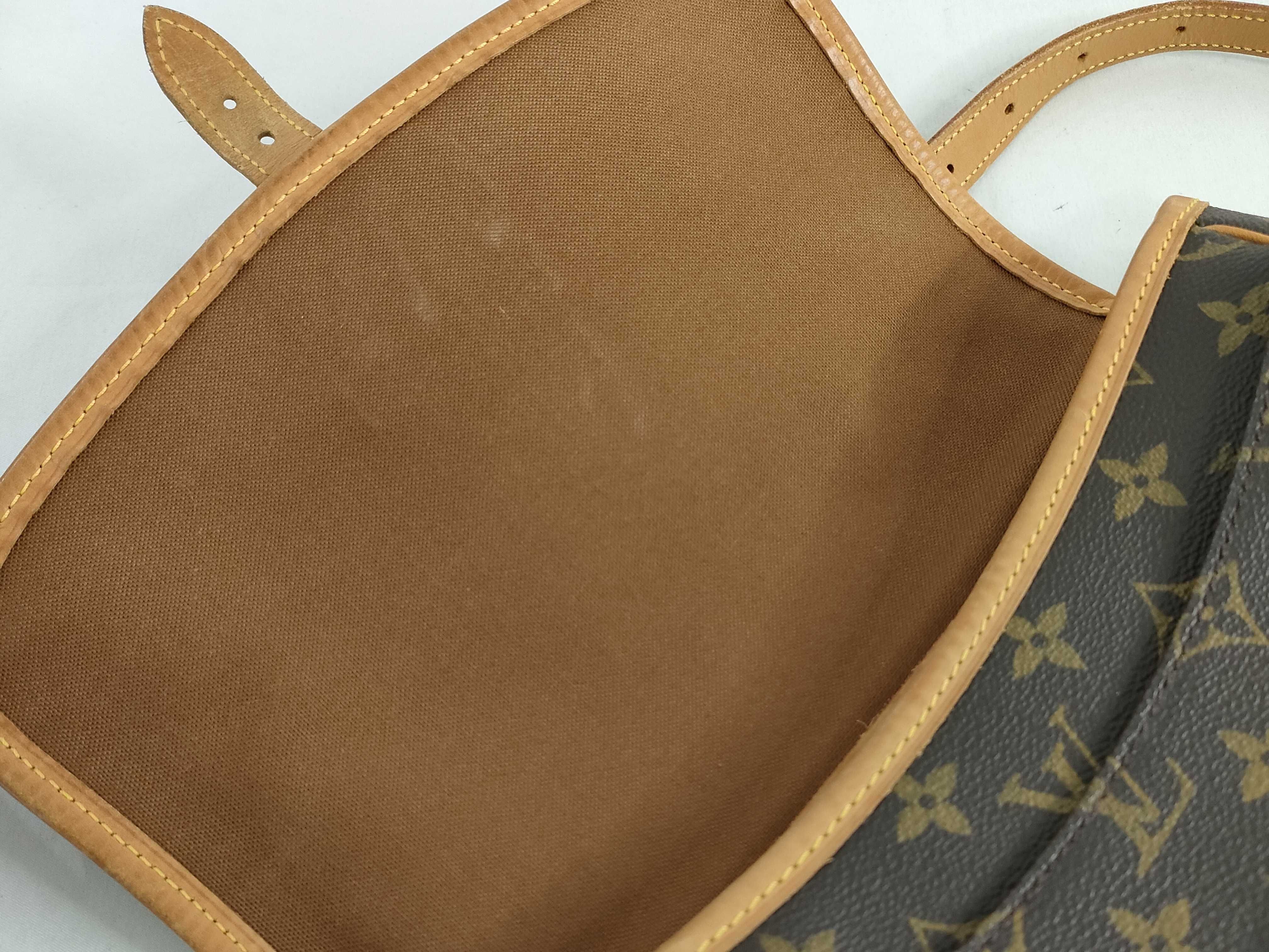 Monogram M42250 Sologne Shoulder Bag — view 8