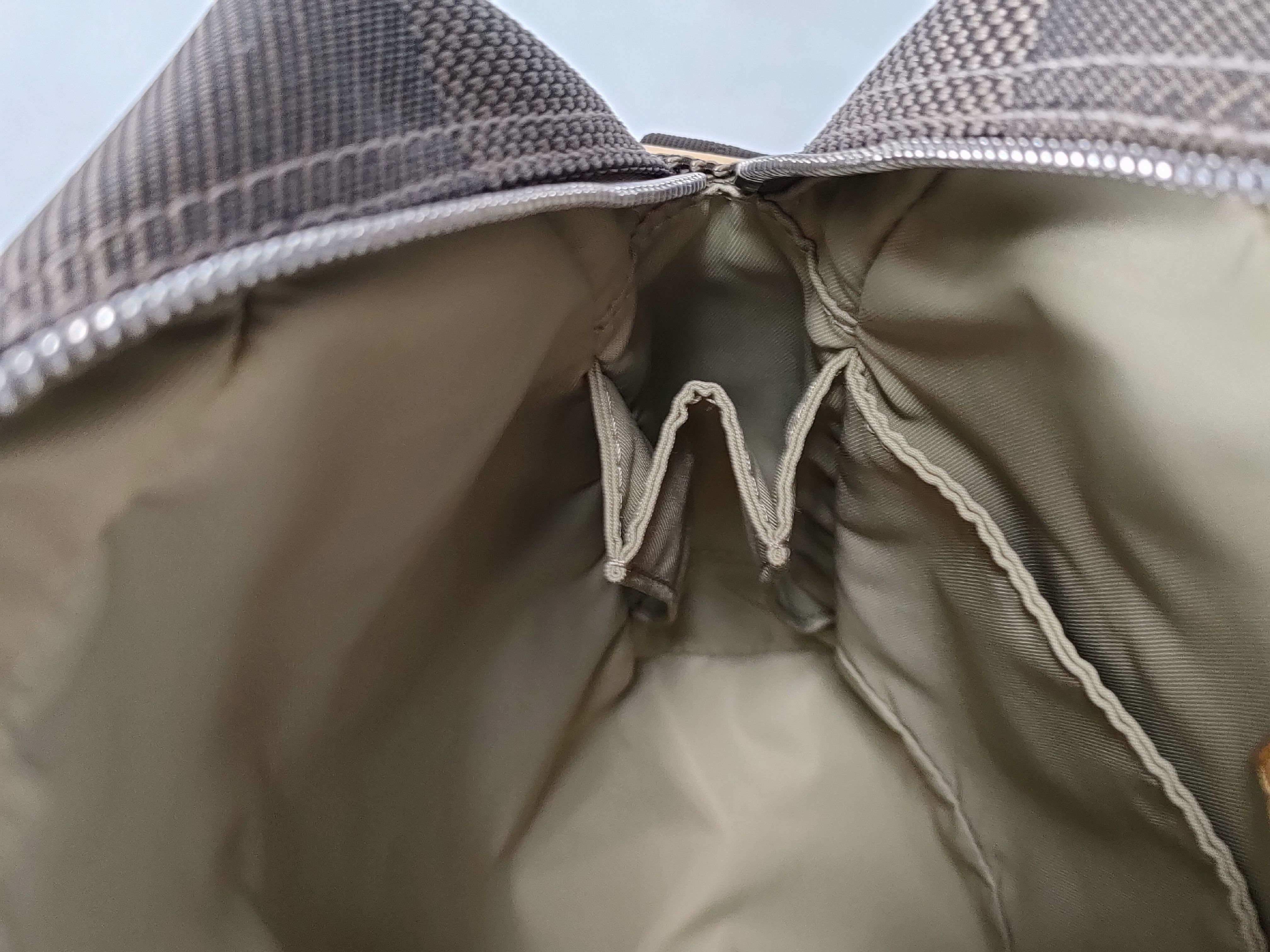 M93040 Citadin Shoulder Bag — view 11