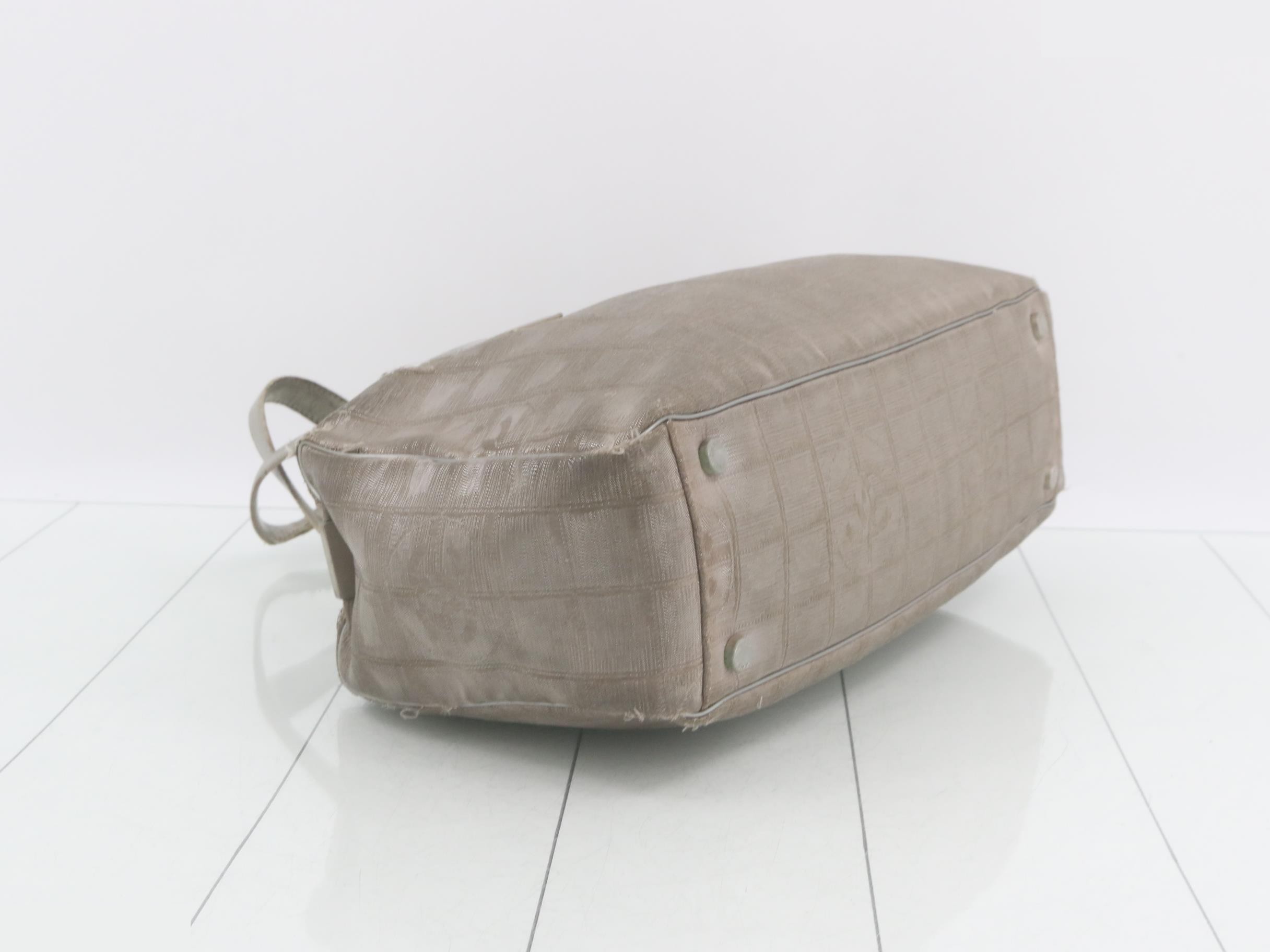 New Travel Handbag — view 5