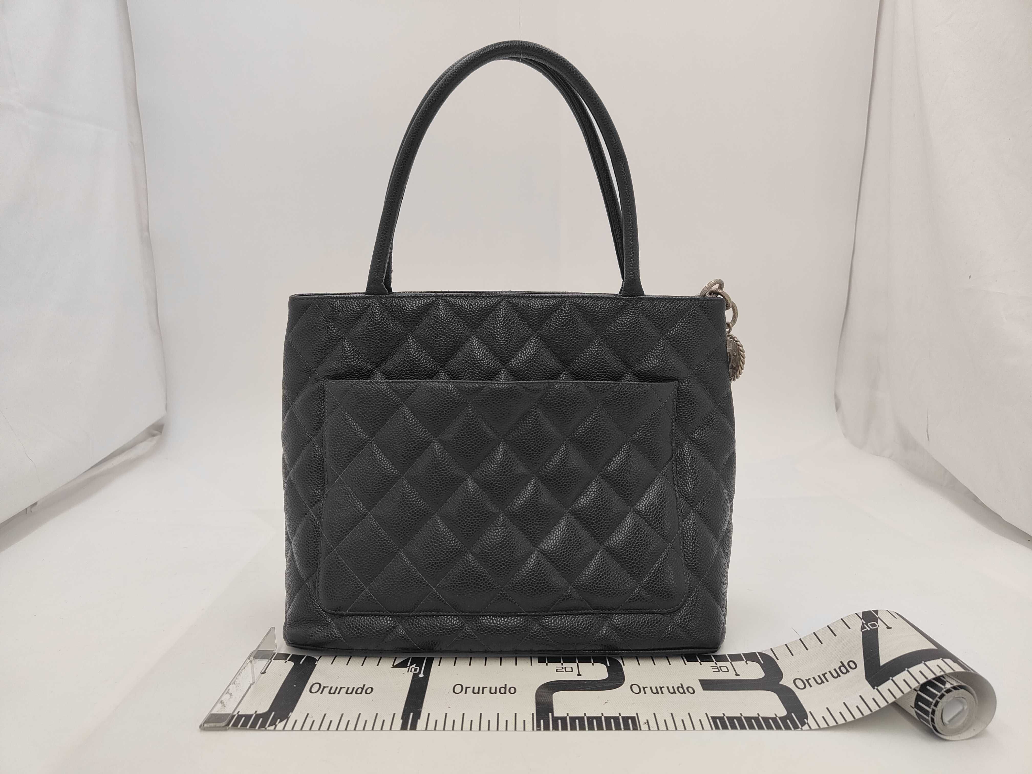 Reissue Tote Bag, Caviar Leather, Series 5 — view 2