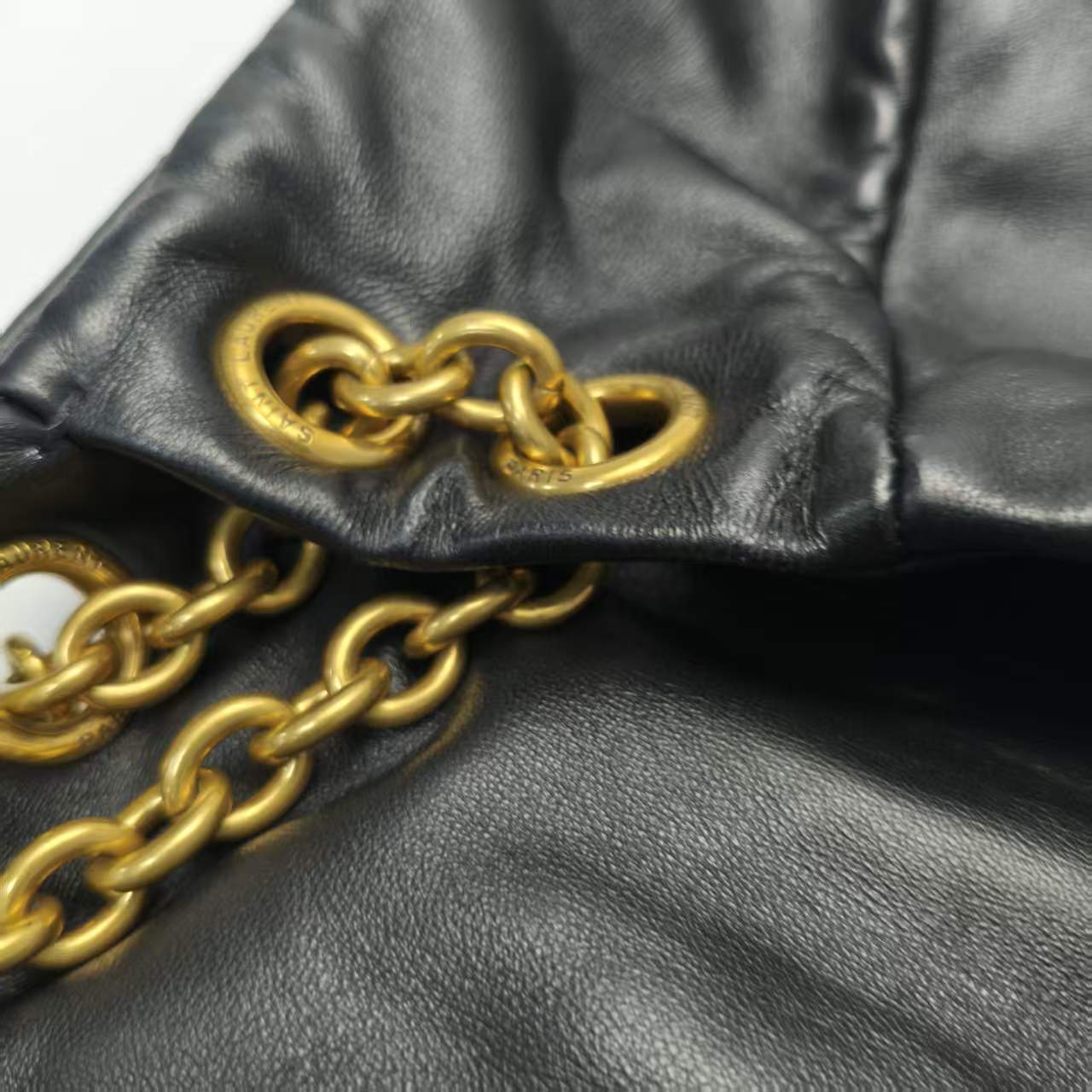 【*Shipped from: China*】SAINT LAURENT Lambskin Shoulder Bag — view 11