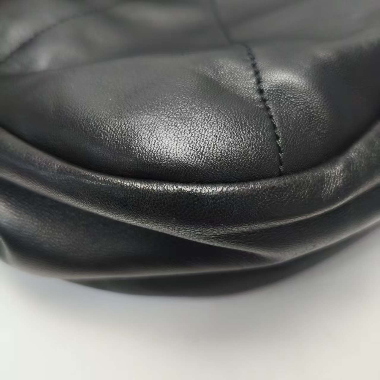 【*Shipped from: China*】SAINT LAURENT Lambskin Shoulder Bag — view 12