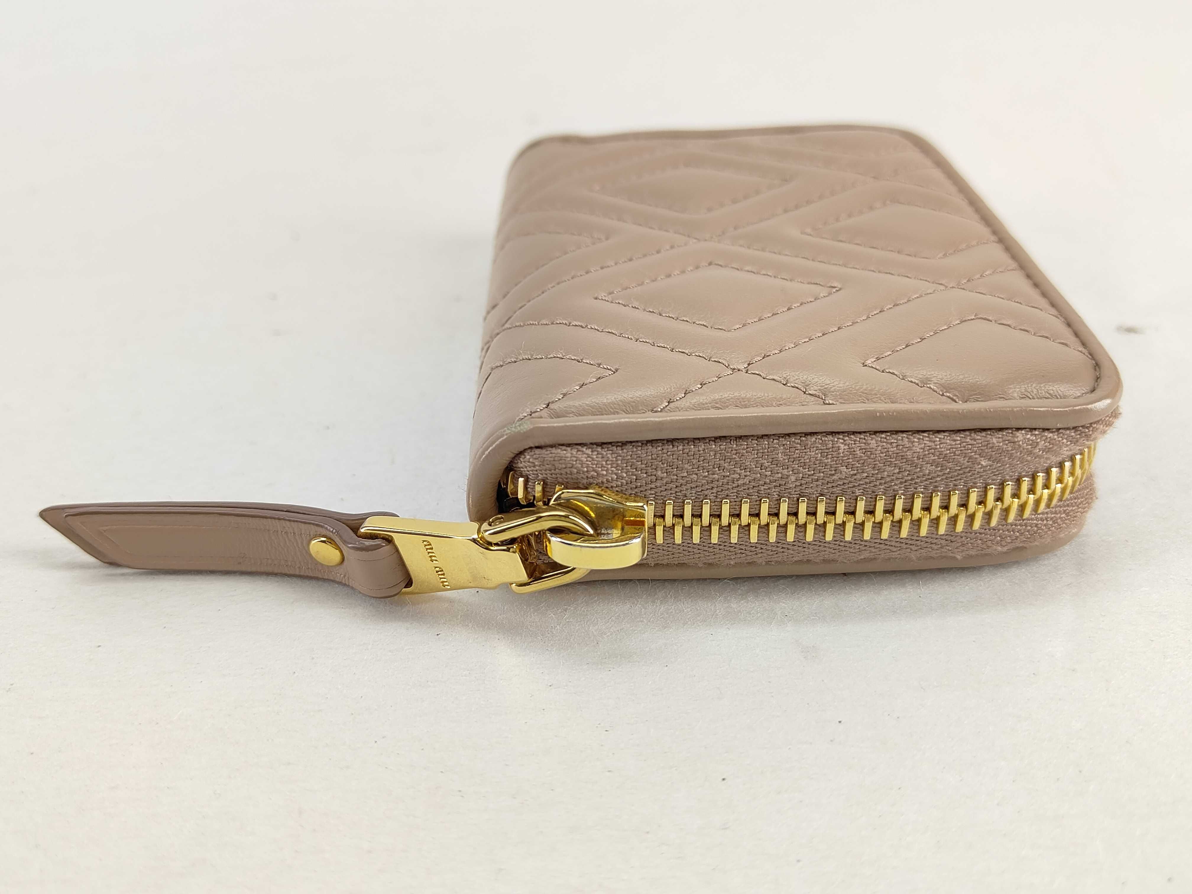 Matelassé Coin and Card Case — view 5