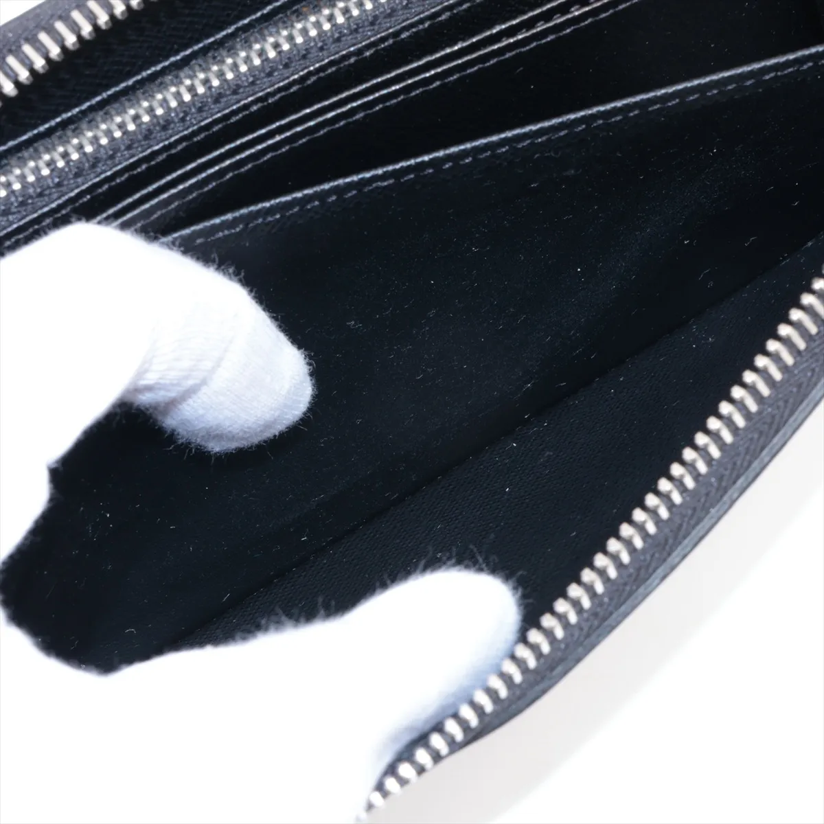 Epi Zippy Wallet M61857 CA4104 Noir Round Zip Wallet — view 9