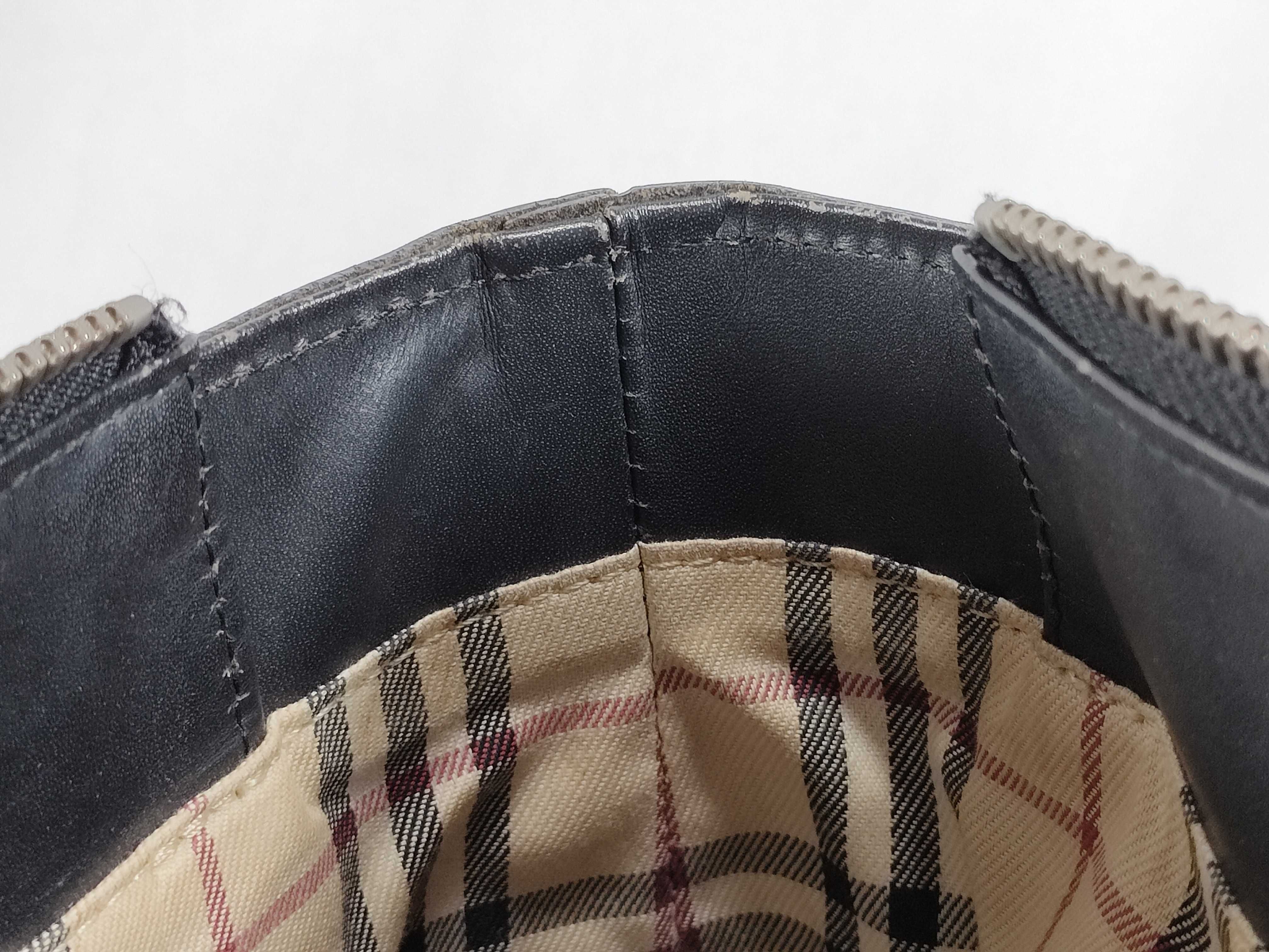 handbag, leather, black tote bag — view 9