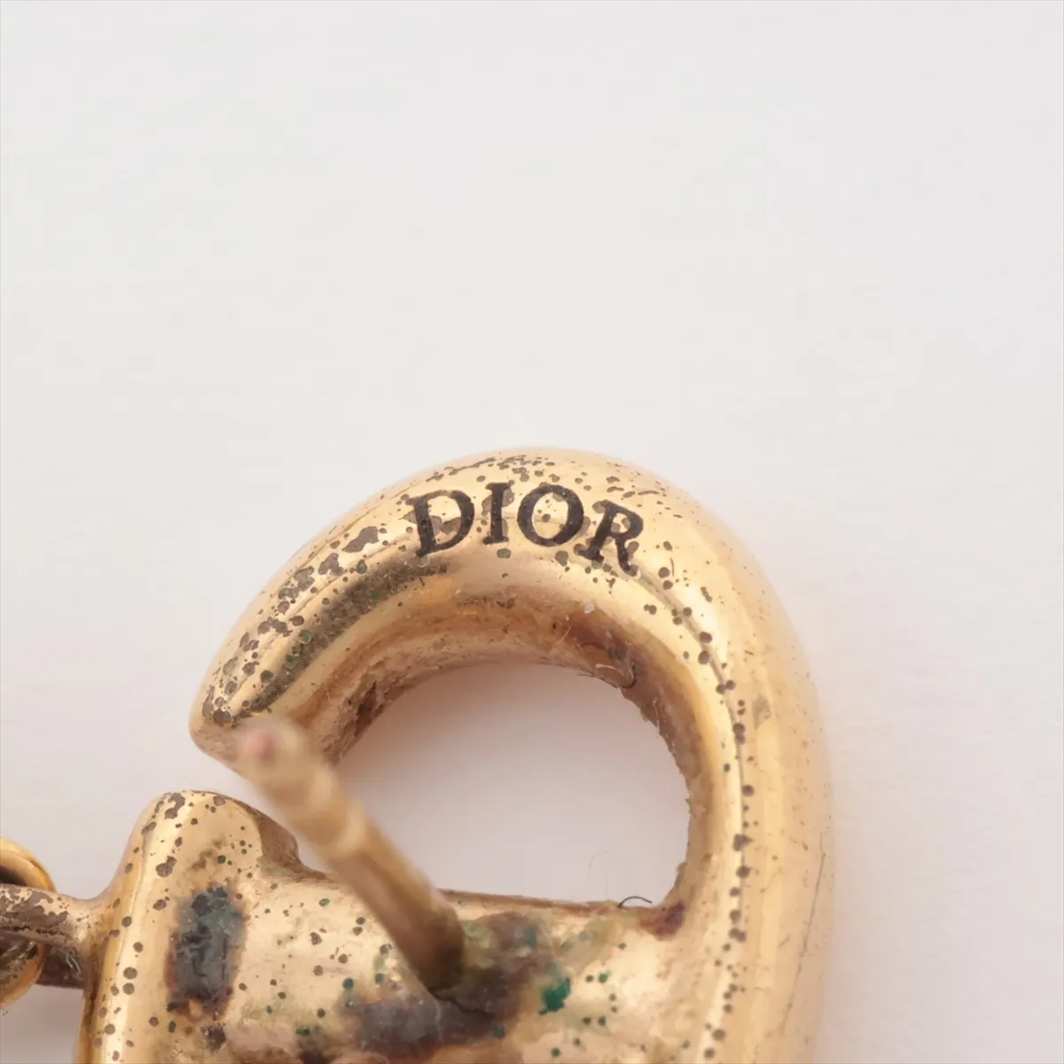 Petit CD Earrings (for both ears) GP x Fake Pearl Gold — view 5