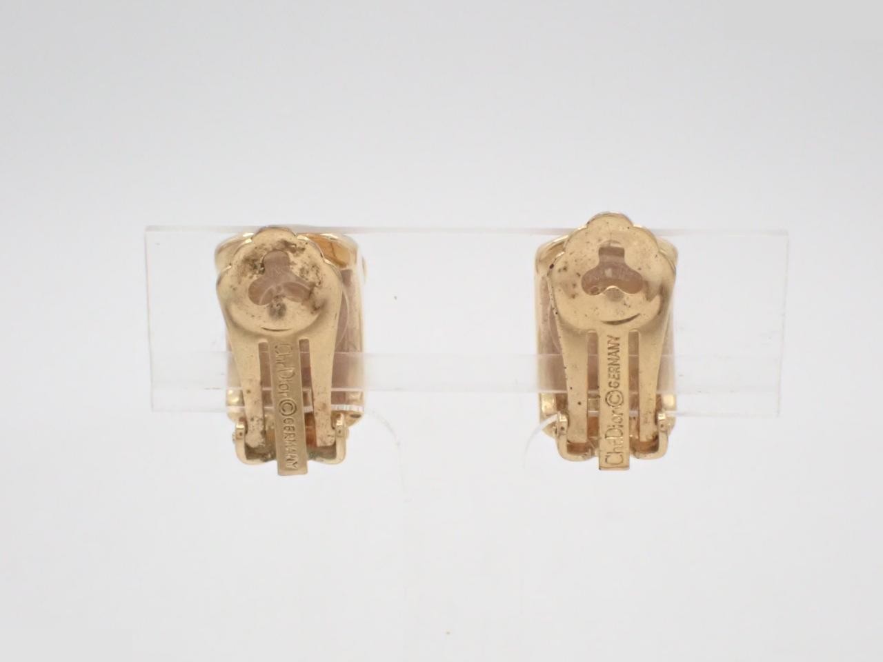 Other lines: Precious metals and earrings — view 2