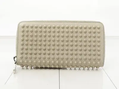 Other lines: Bags & Wallets, Studs