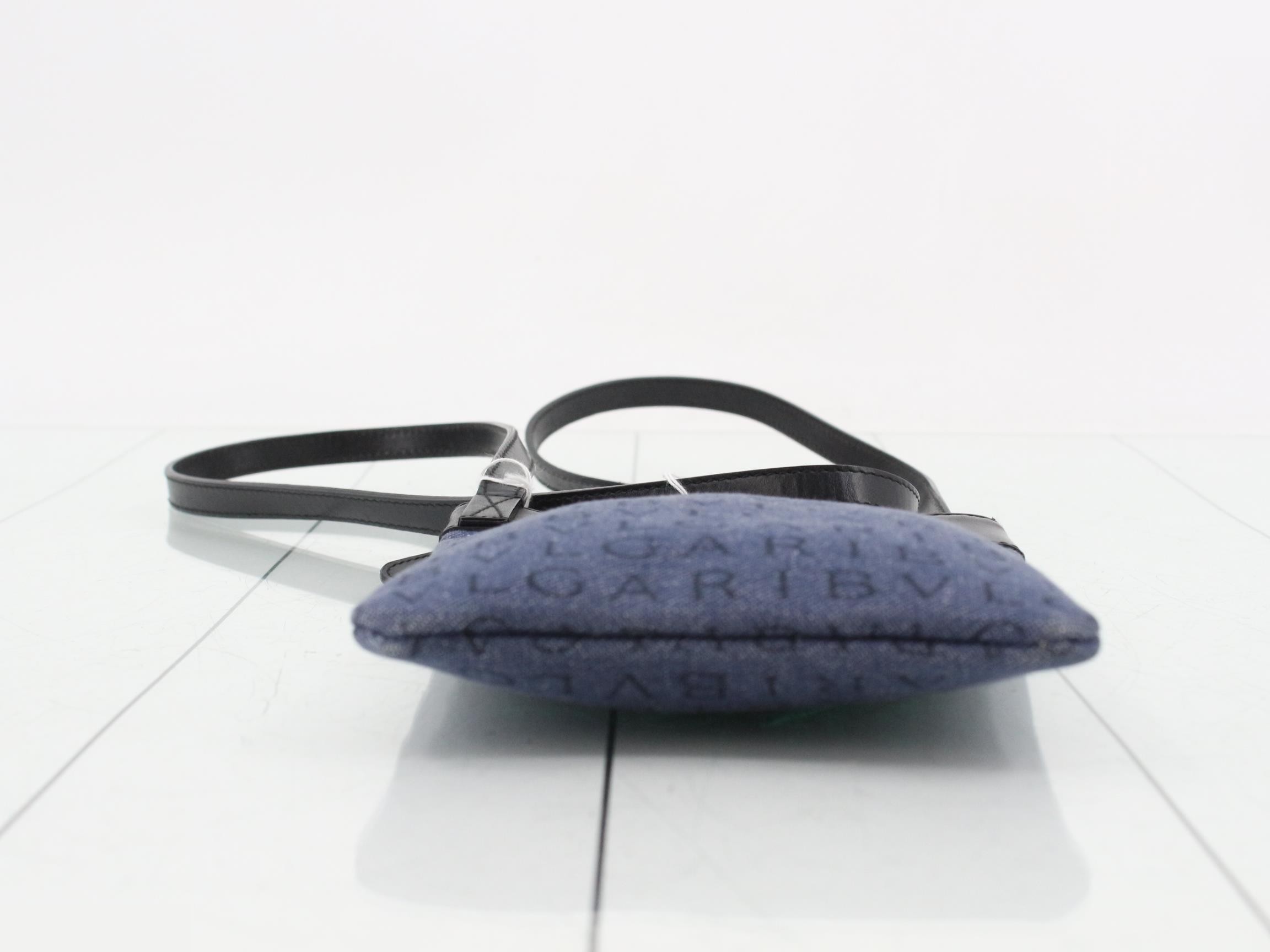 Shoulder bag — view 3