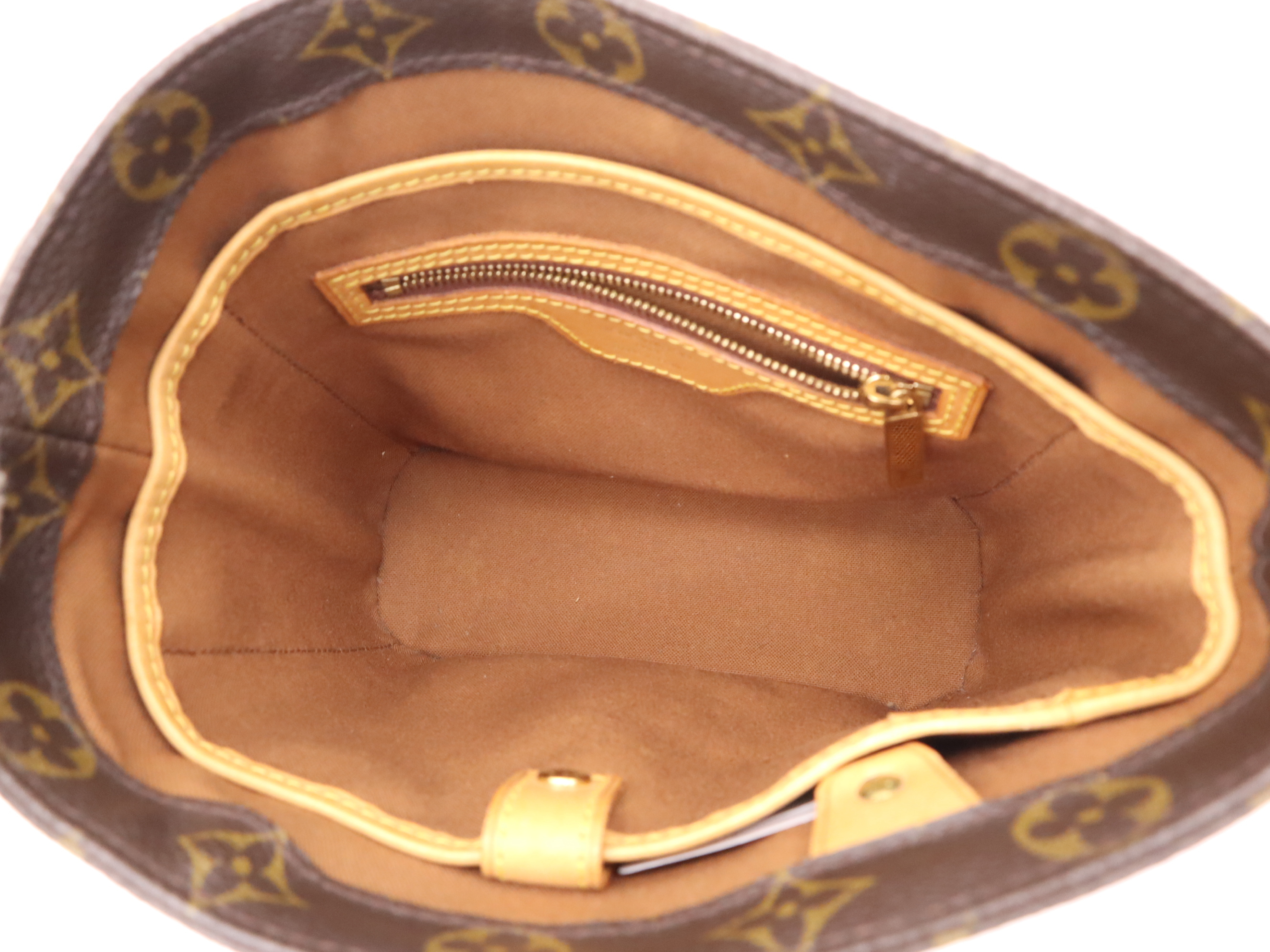 M51172 Monogram Vavin PM Tote Bag — view 10