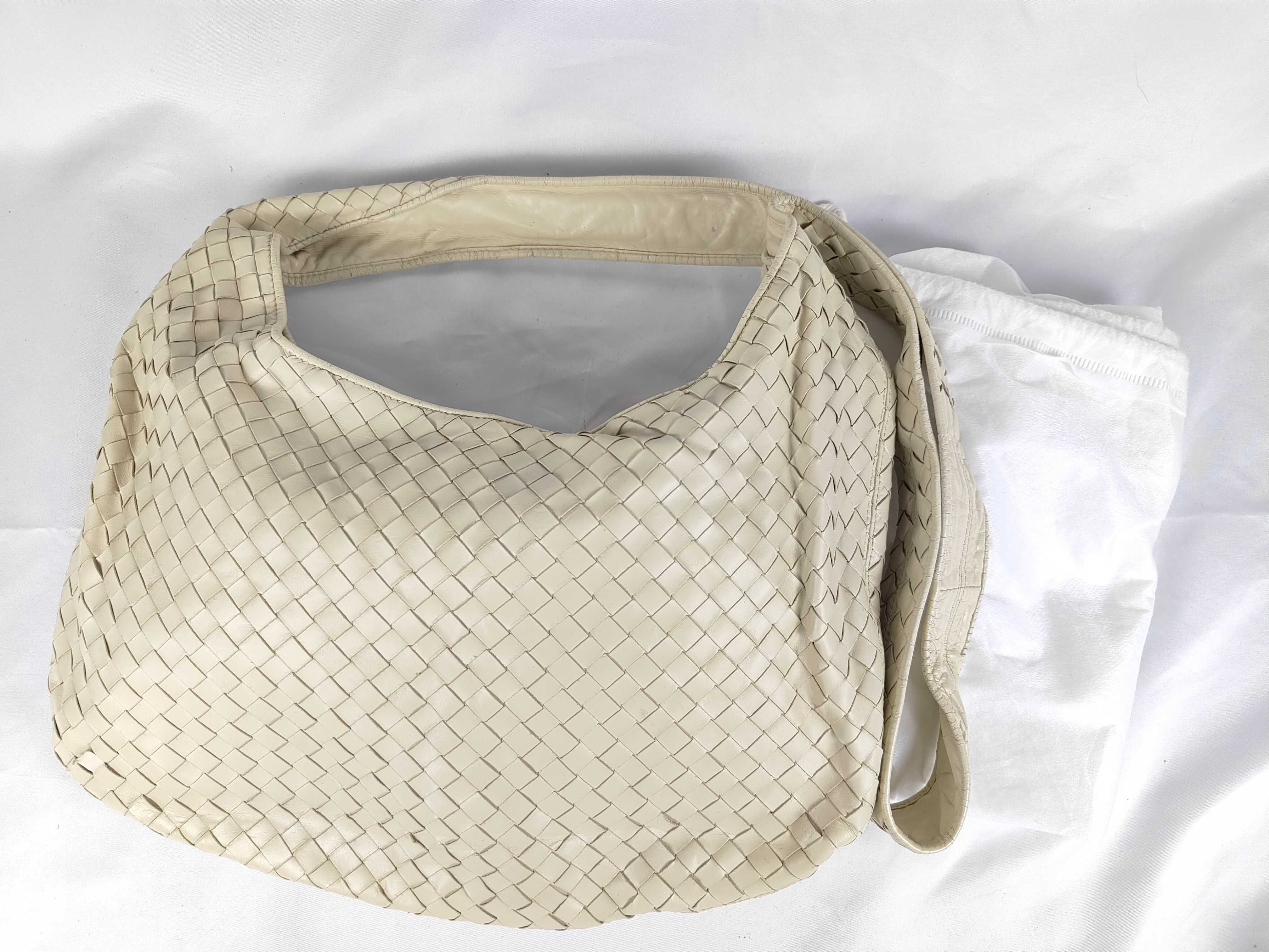 Intrecciato One Shoulder Bag Beige Shoulder Bag