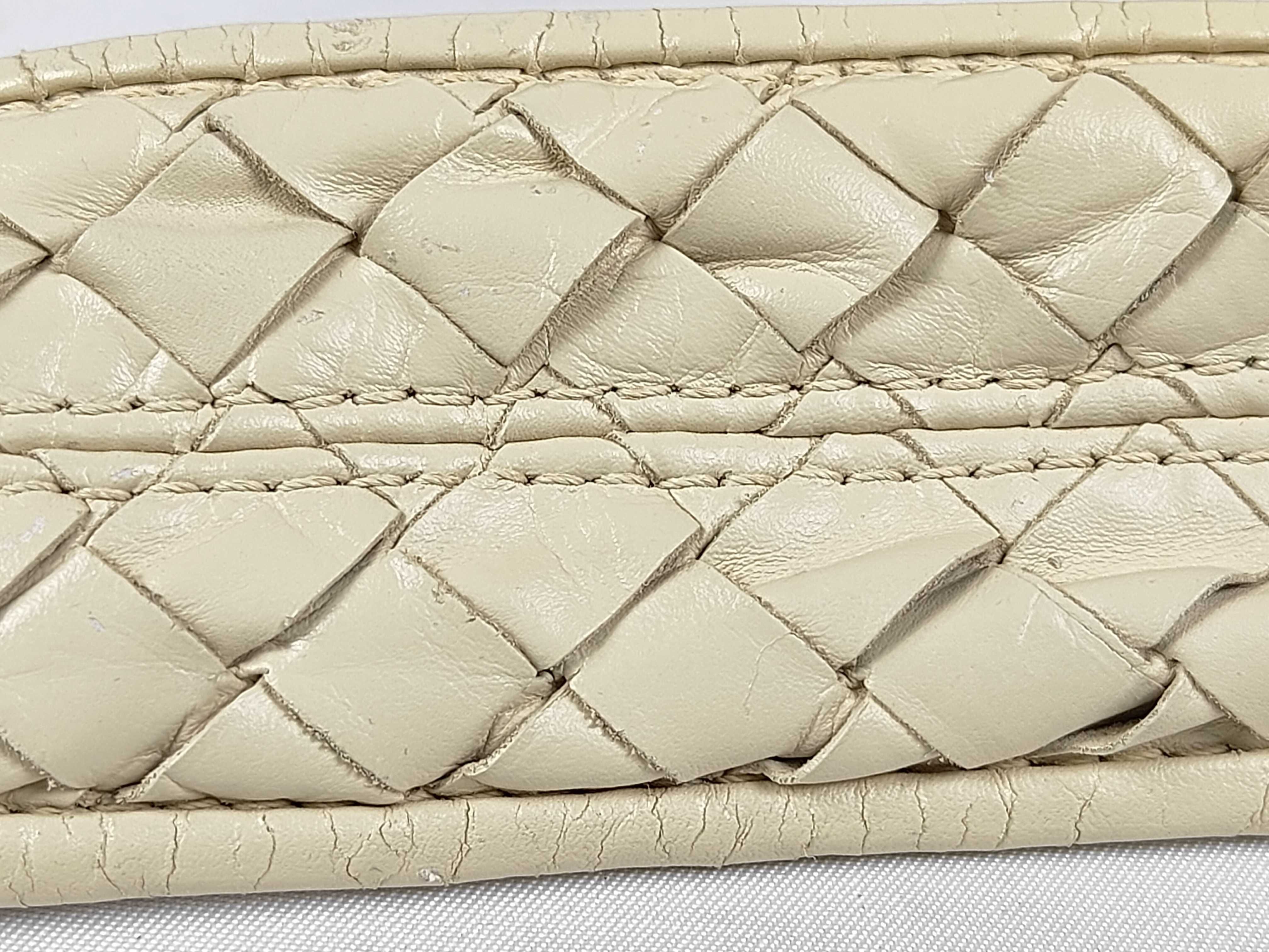 Intrecciato One Shoulder Bag Beige Shoulder Bag — view 4