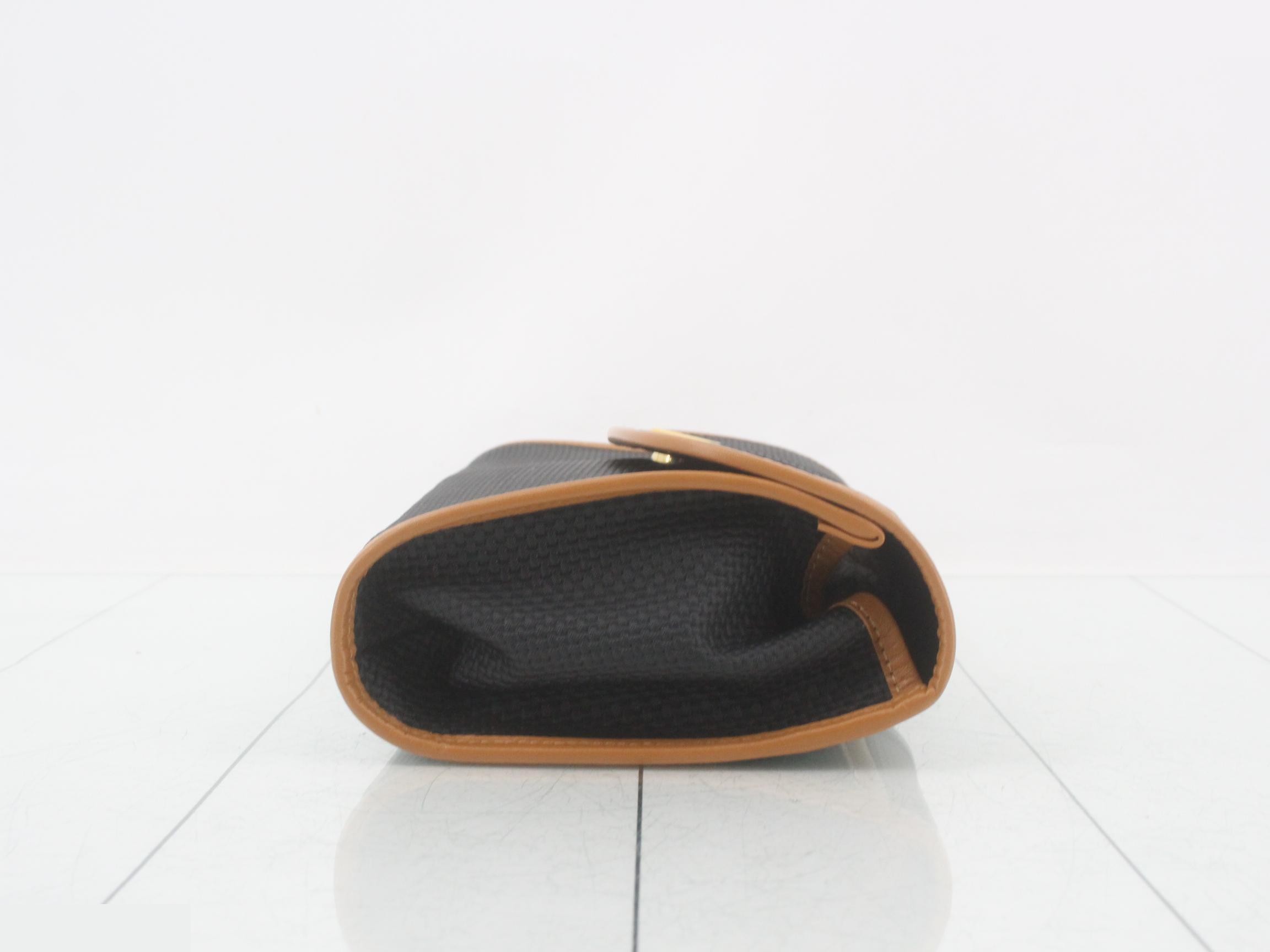 Vintage Second Bag, Triangle Logo Clutch Bag — view 3
