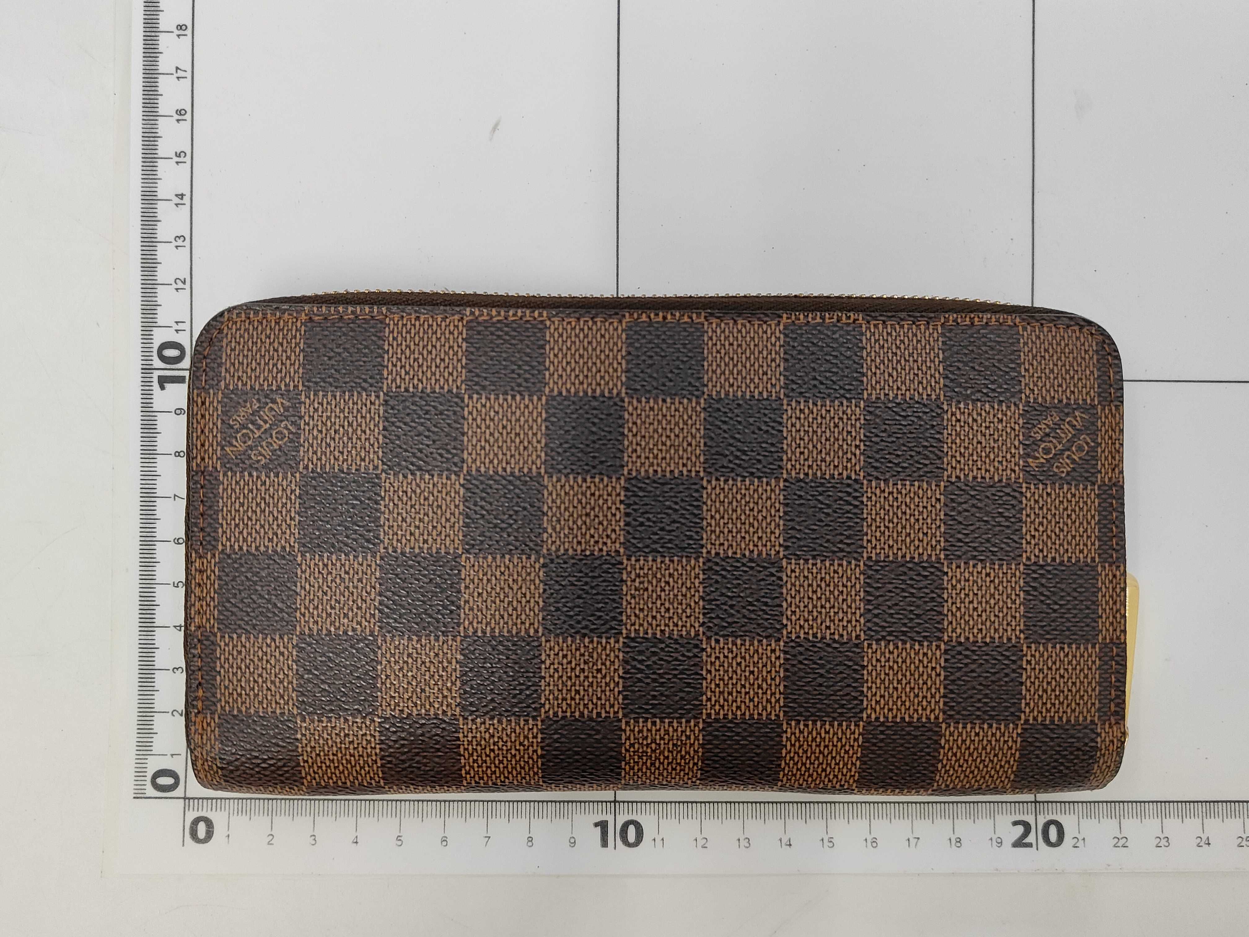Zippy Wallet Damier Wallet — view 2