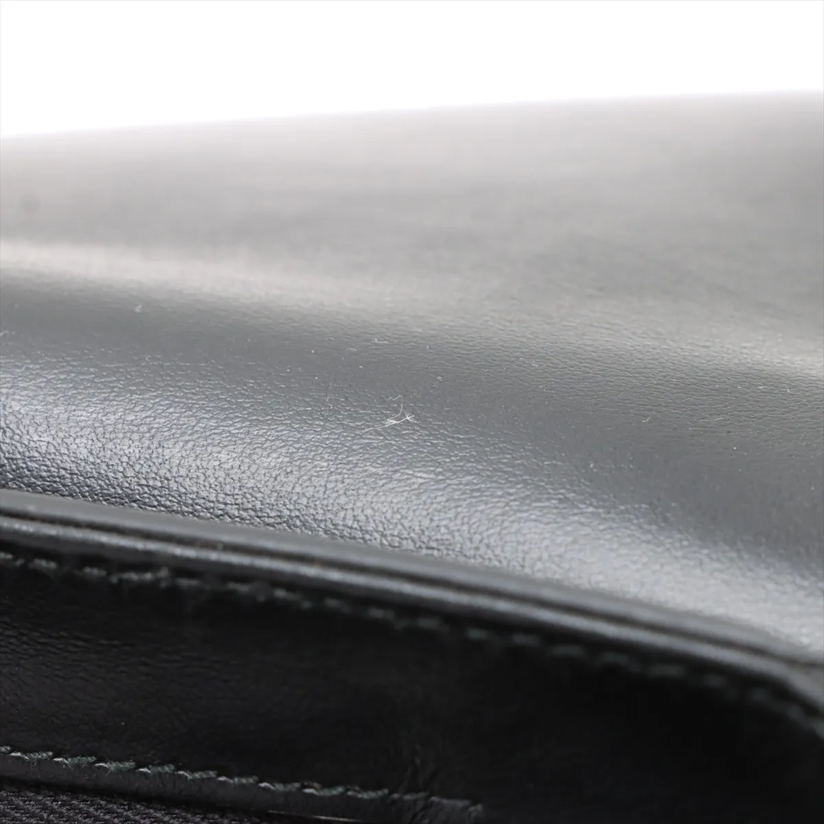 Saffiano Cuir Leather Shoulder Bag Black — view 8