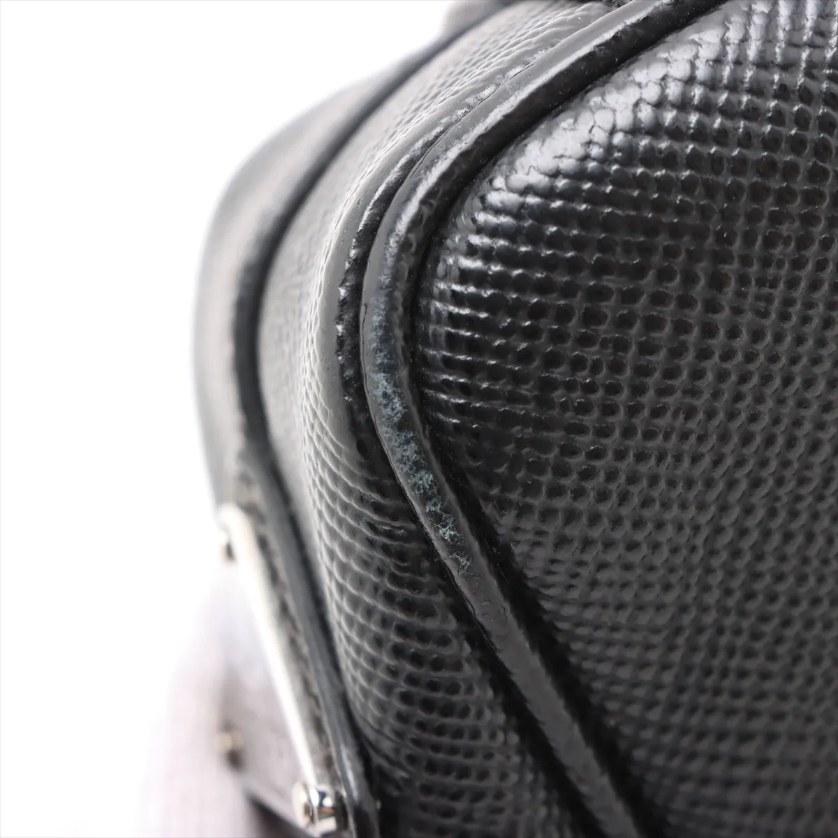 Saffiano Cuir Leather Shoulder Bag Black — view 9