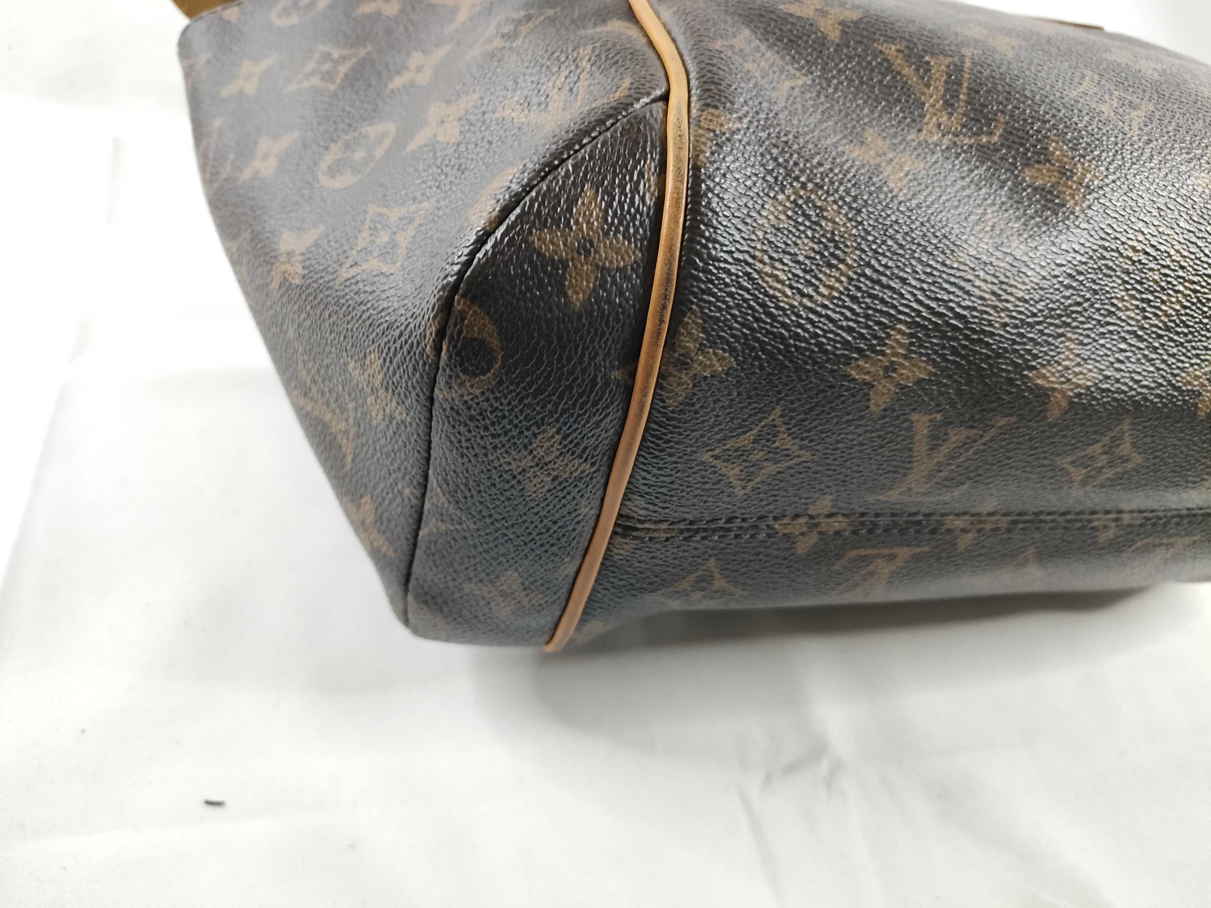 Monogram Totally PM M56688 FL4100 Brown Tote Bag — view 3