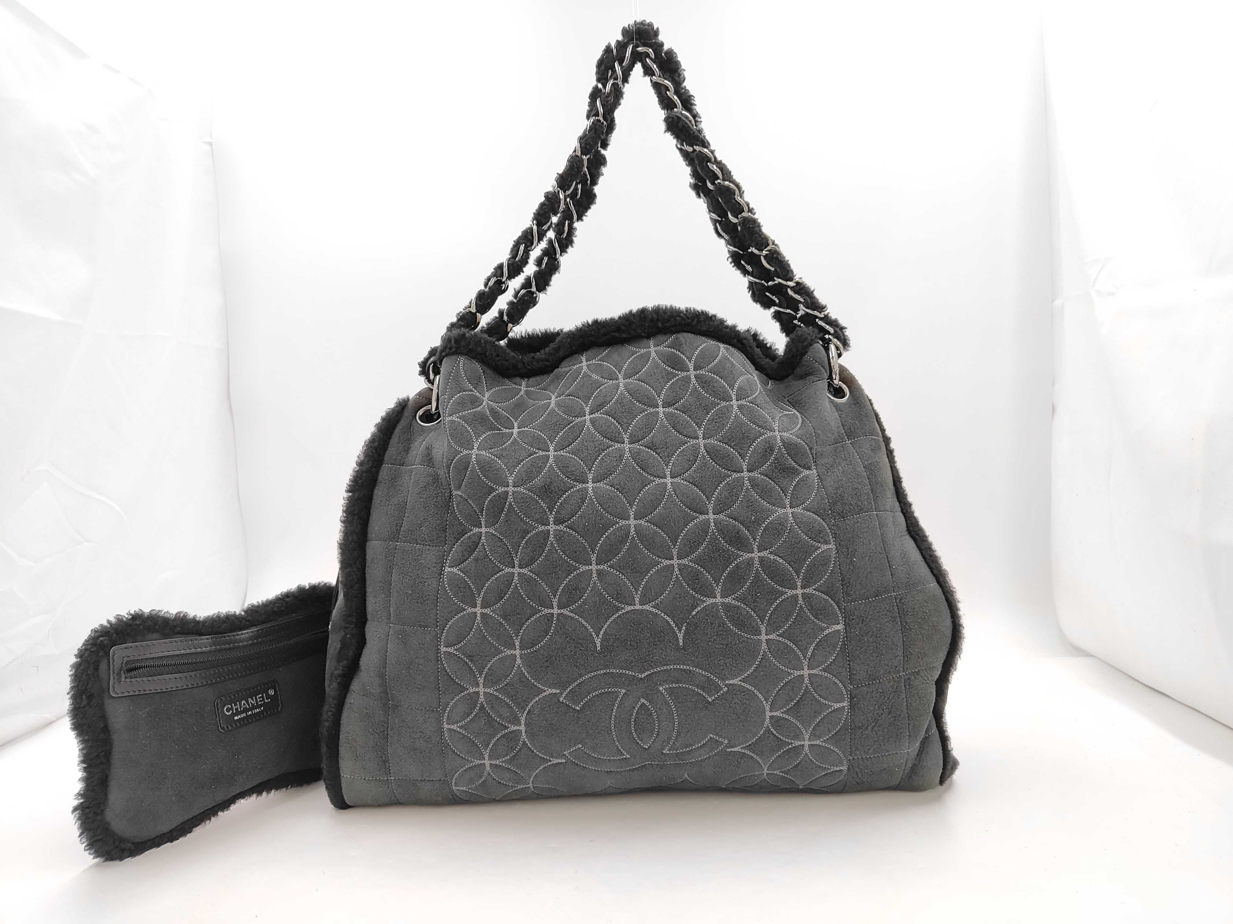 shoulder bag