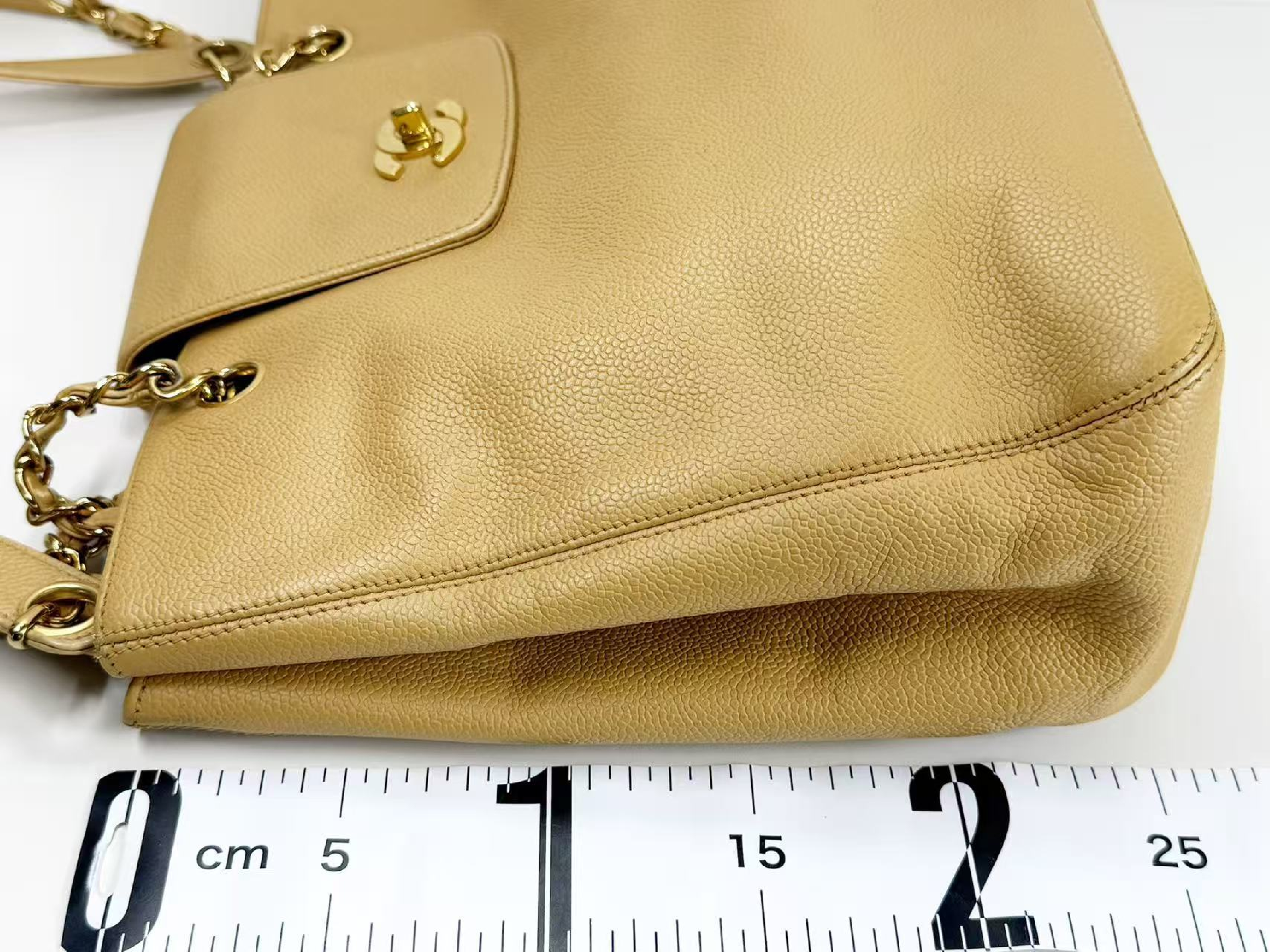 Caviar Skin Beige Matelassé Tanlock Tote Bag, W34/H25/D12cm (approx.), serial number 4, with gold hardware, chain tote bag. Includes strap and seal. — view 5