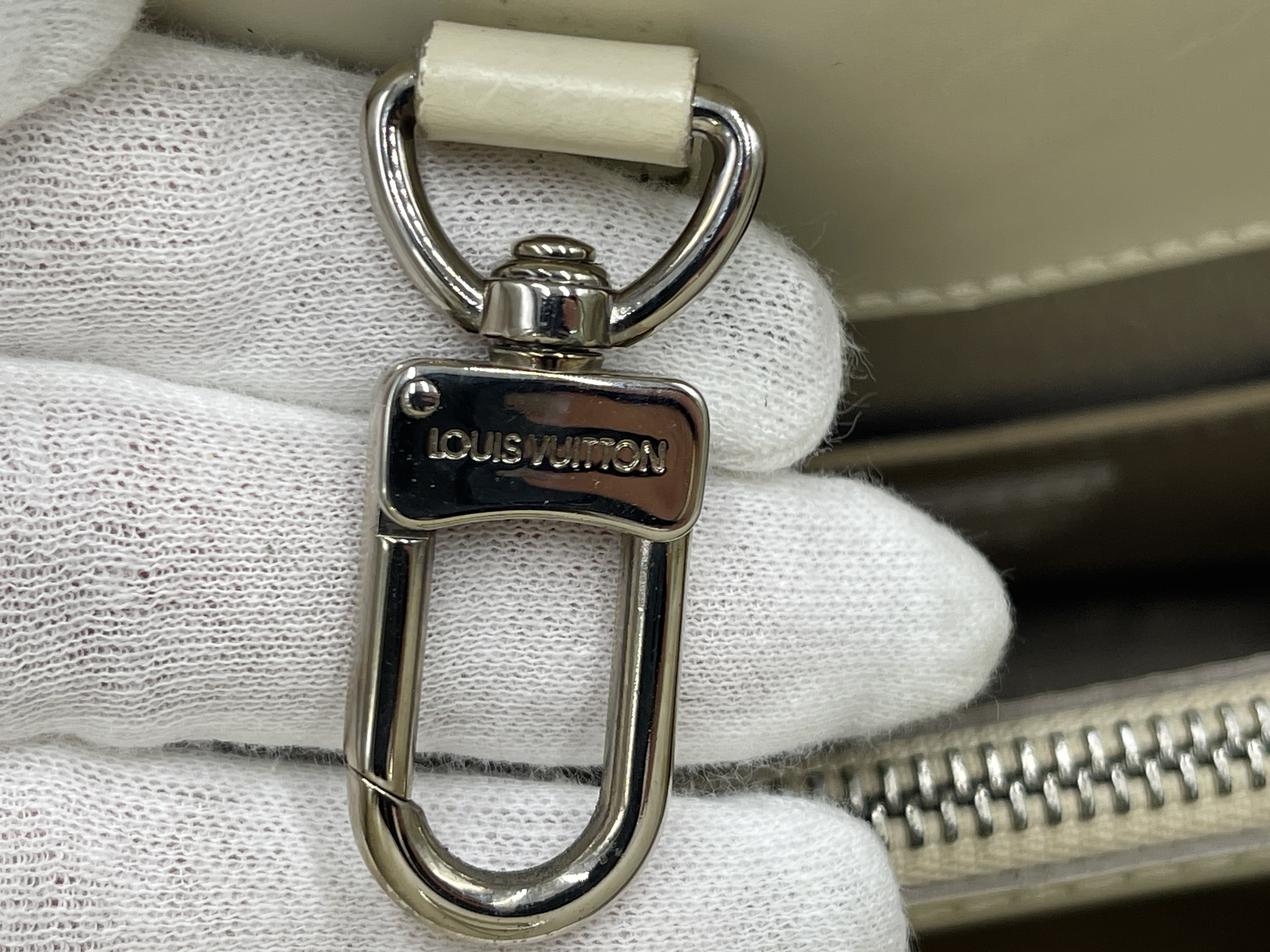Epi Passy PM M5926J Handbag — view 11
