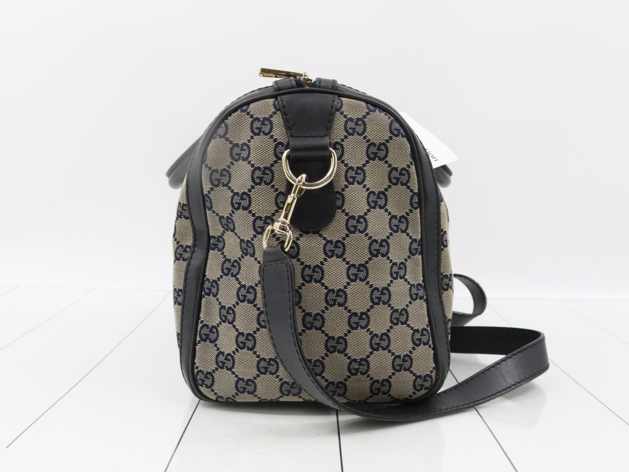 GG Canvas (Bag) - Shoulder Bag — view 4