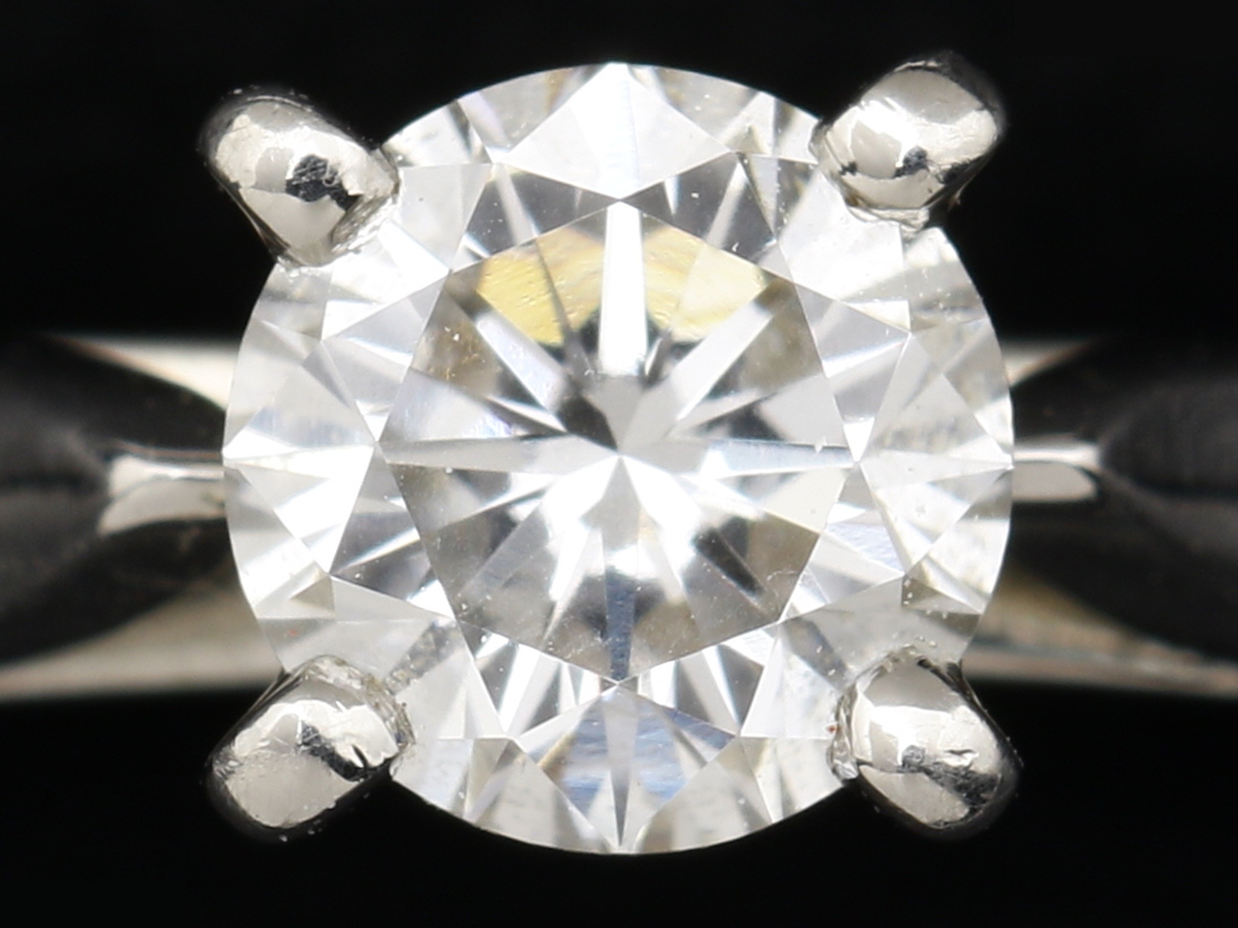 PT950 Diamond Ring, 2.7g, 0.26ct, F, VVS2, *NONE — view 2
