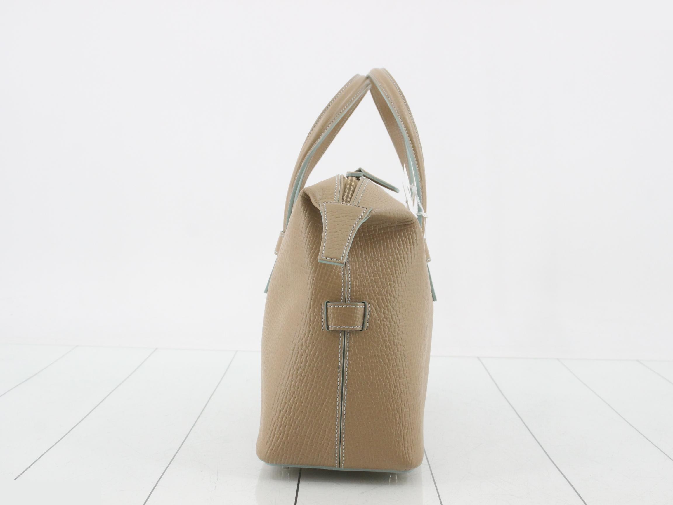 handbag — view 3