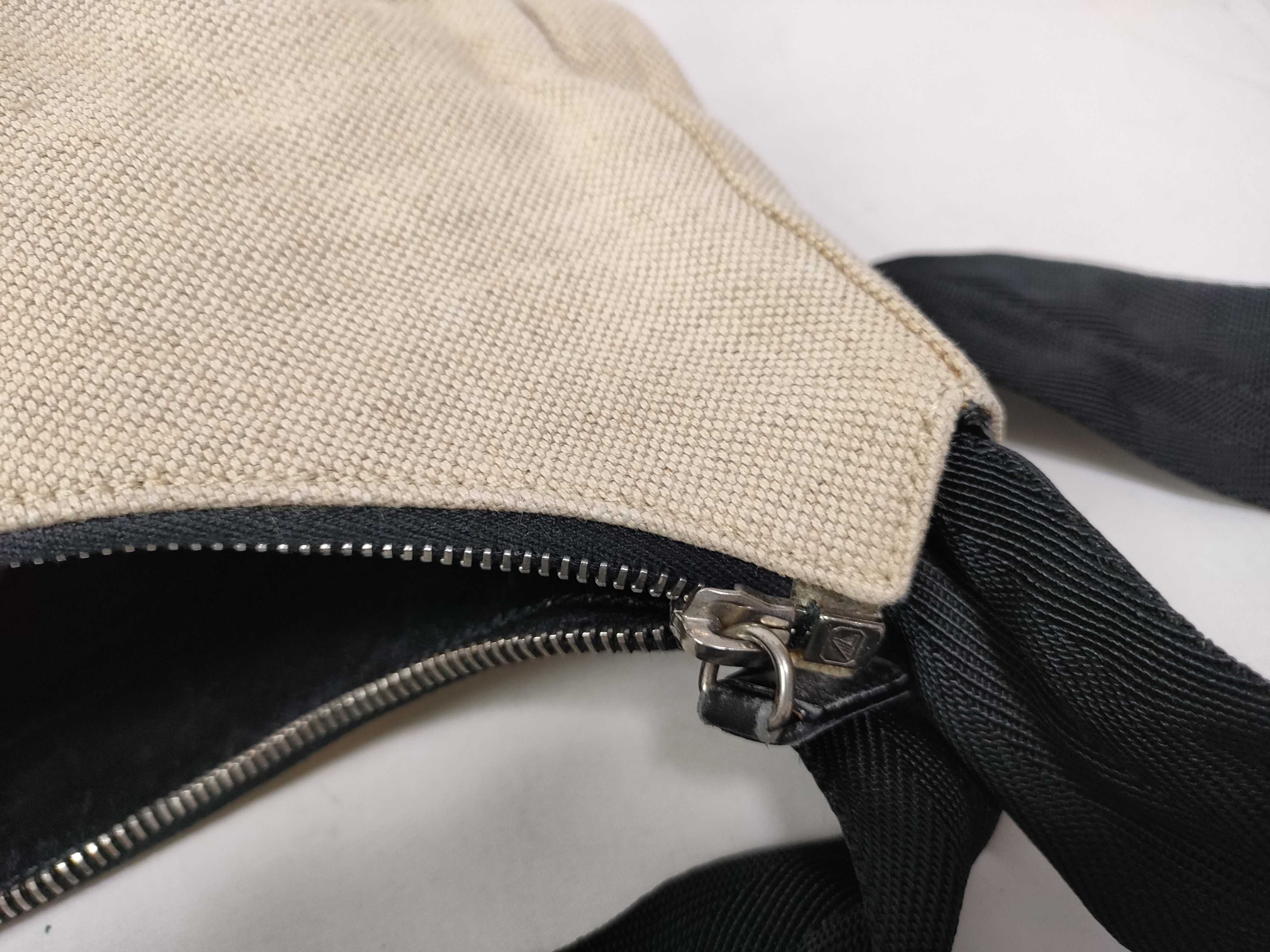 Triangle Plate One-Shoulder Bag — view 8
