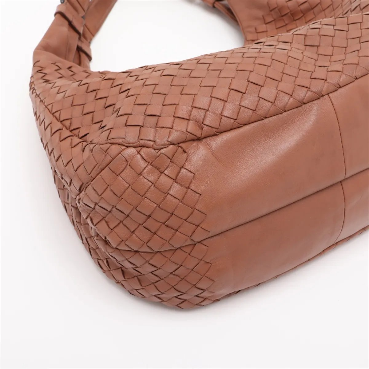 Intrecciato Campana Leather Shoulder Bag, Brown, 125787 — view 4