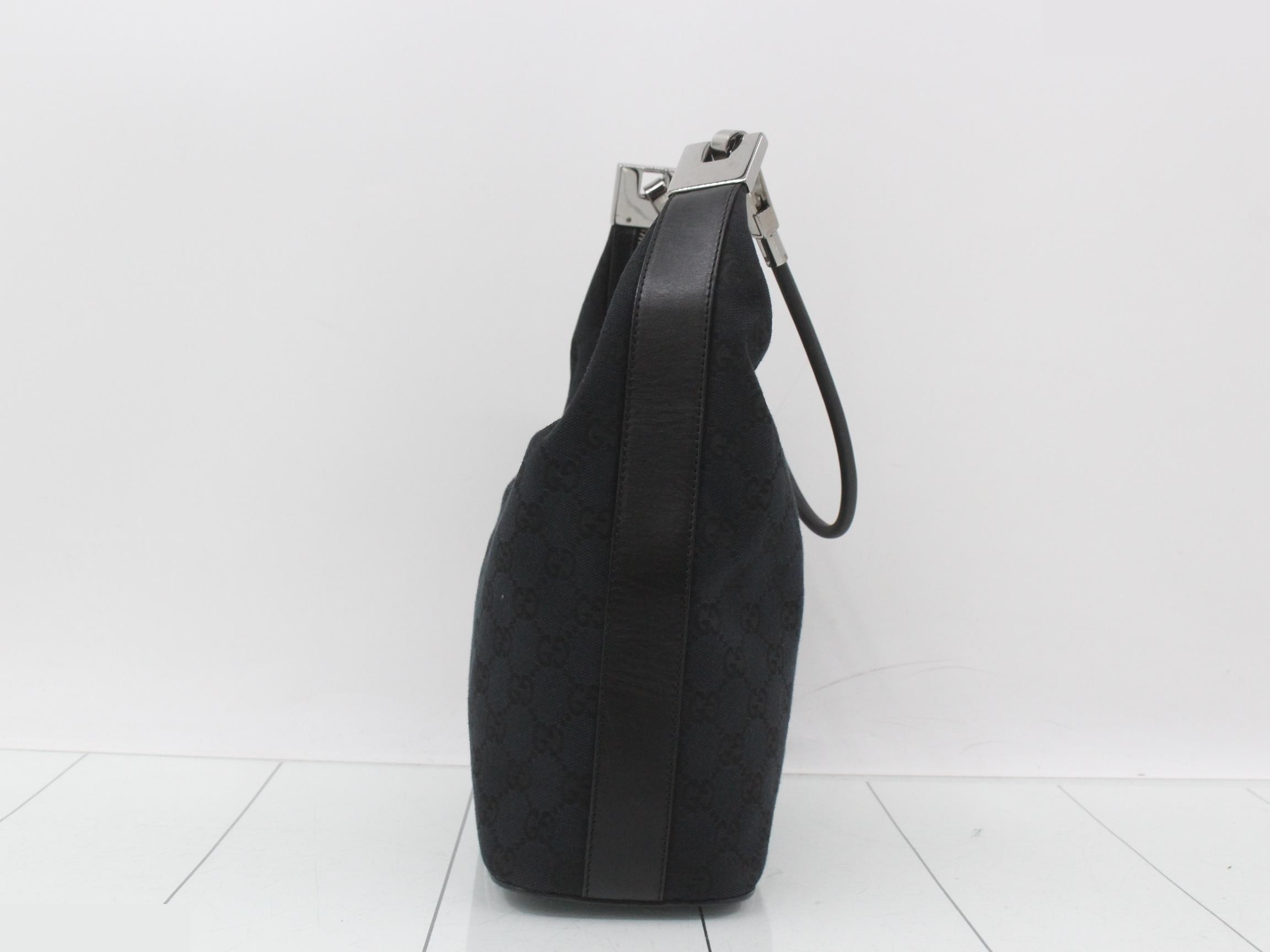 GG Canvas (Bag) - One-Shoulder Bag — view 3