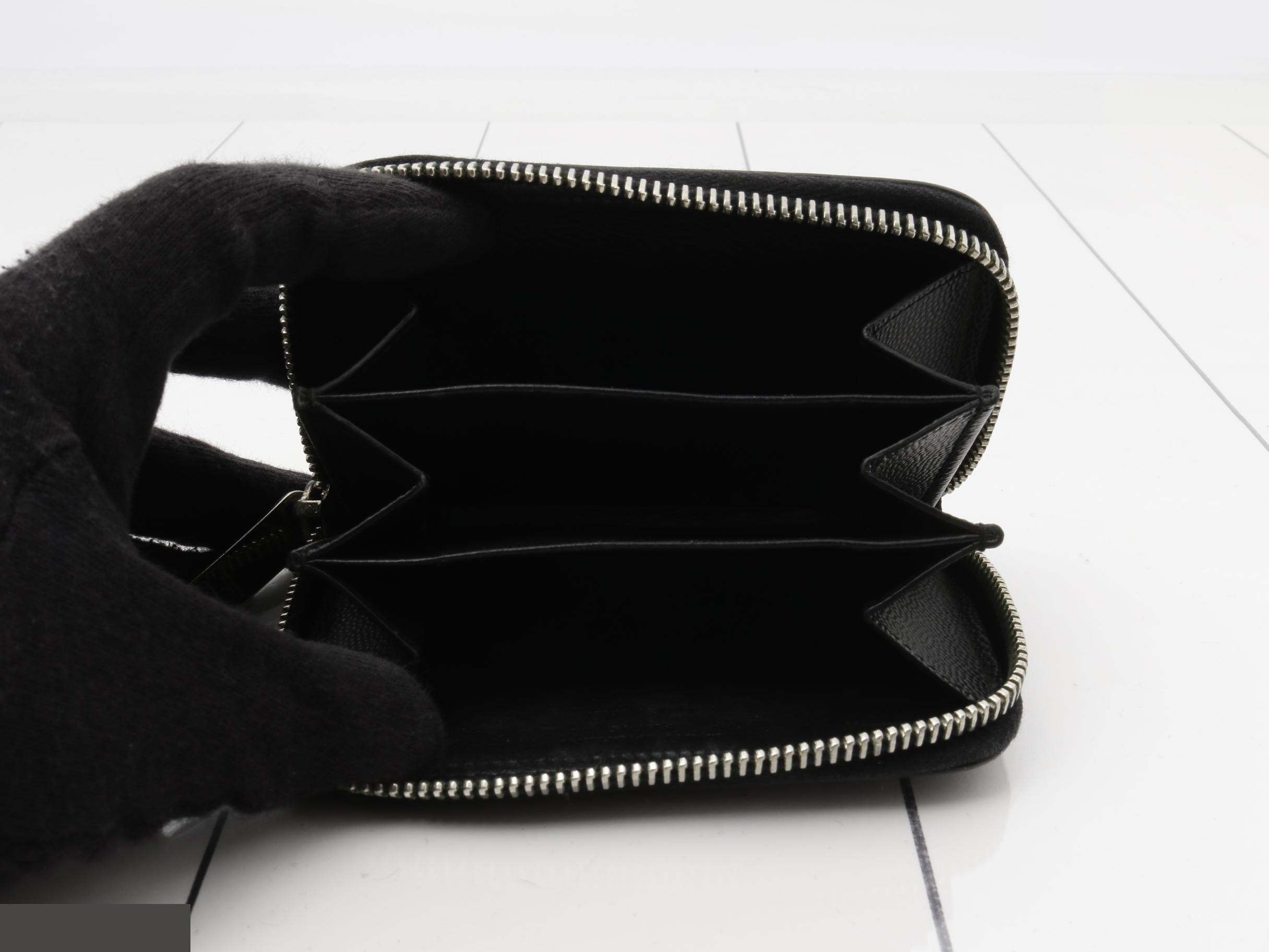 coin case, black — view 4