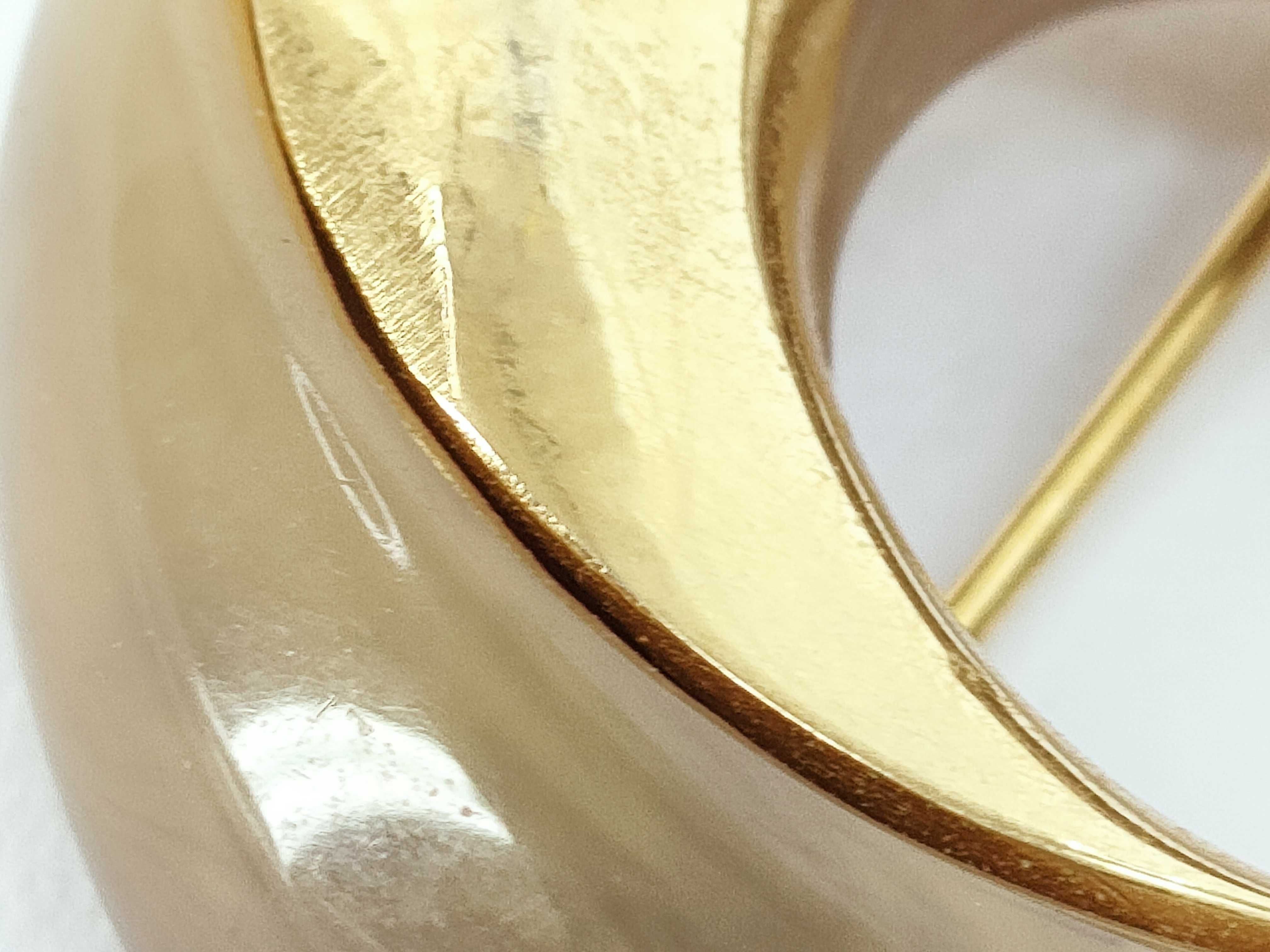brooch — view 8
