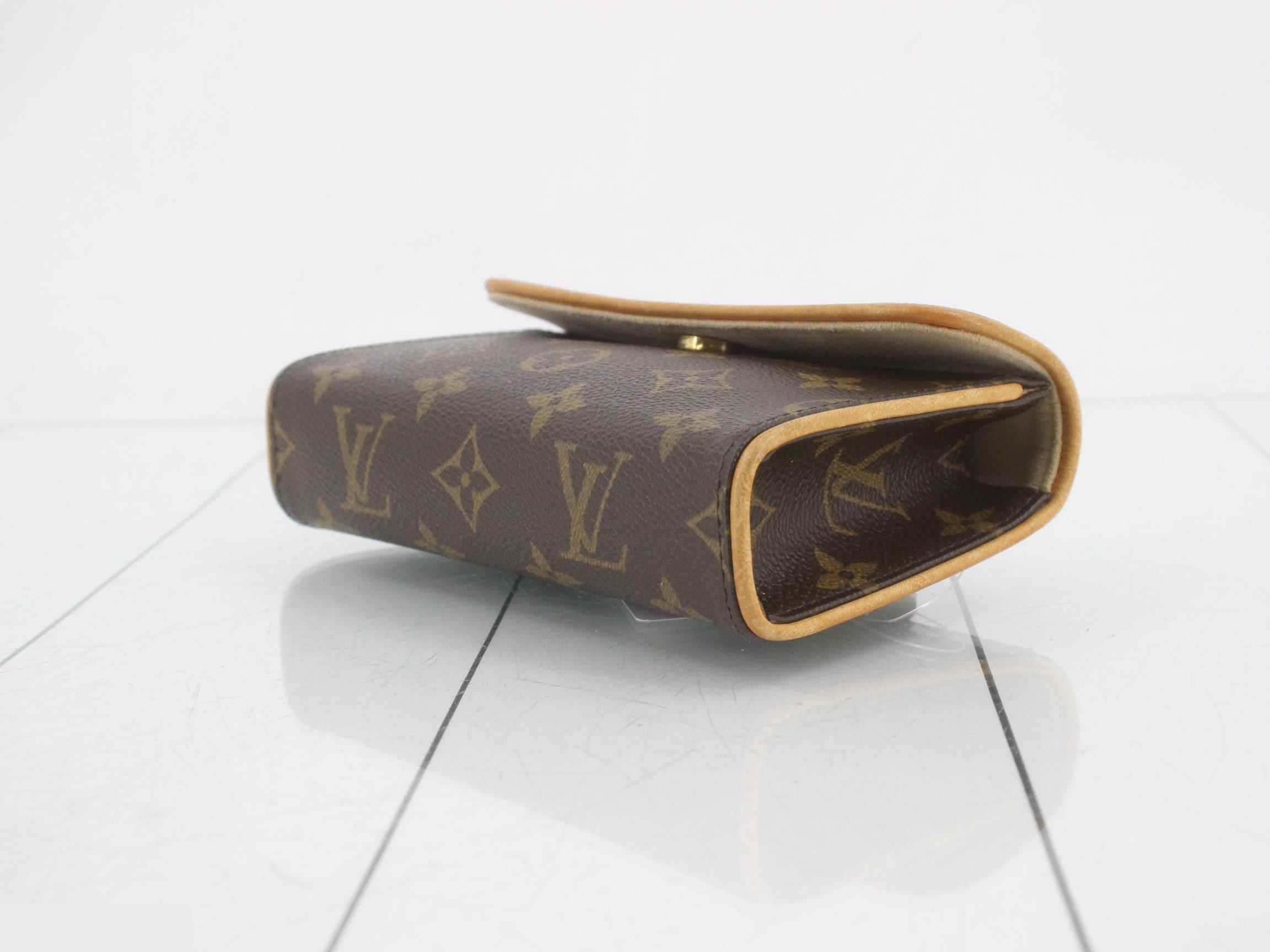 Florentine Pochette with Shoulder Strap — view 6