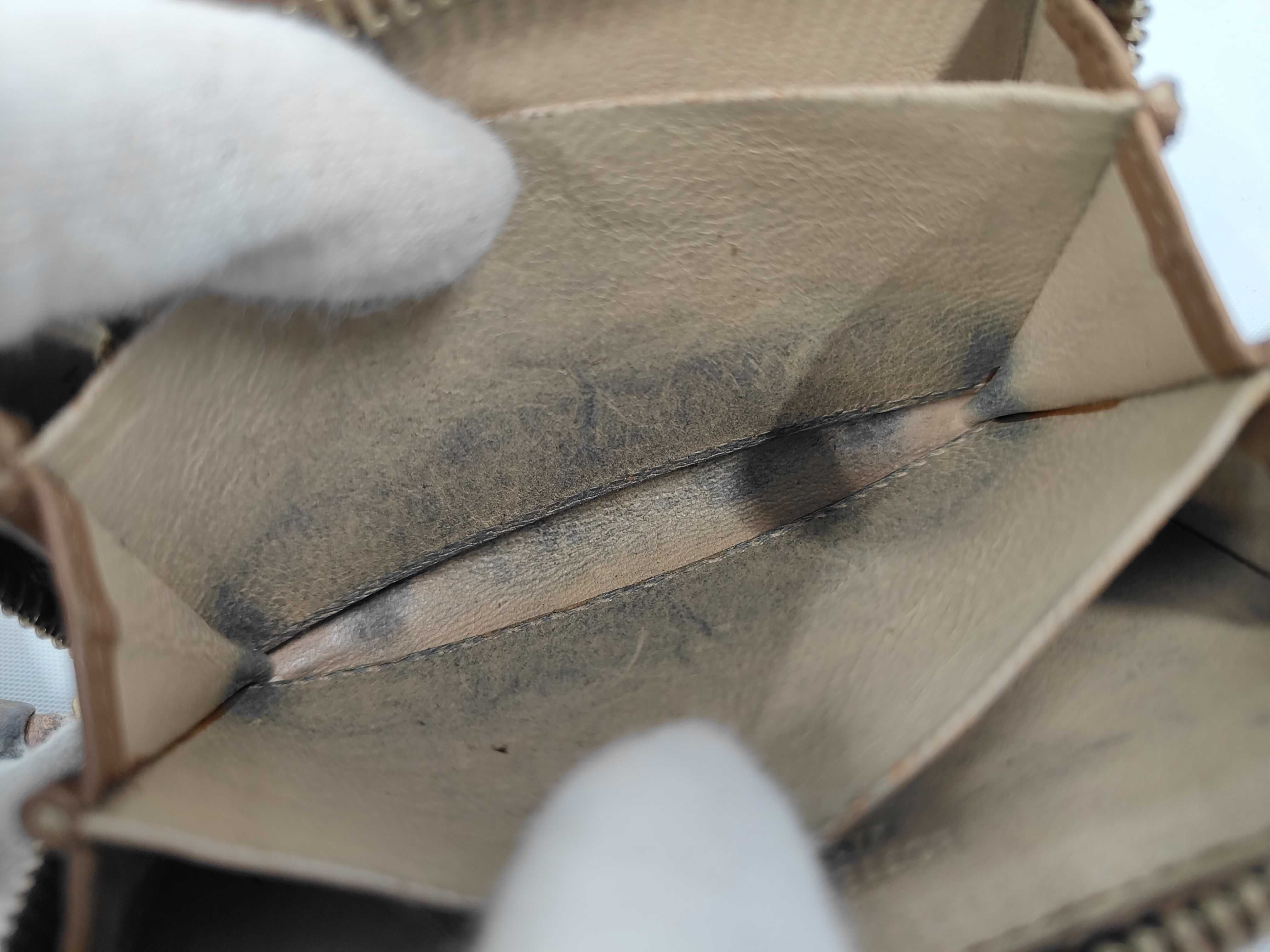 coin purse (with tears) — view 8